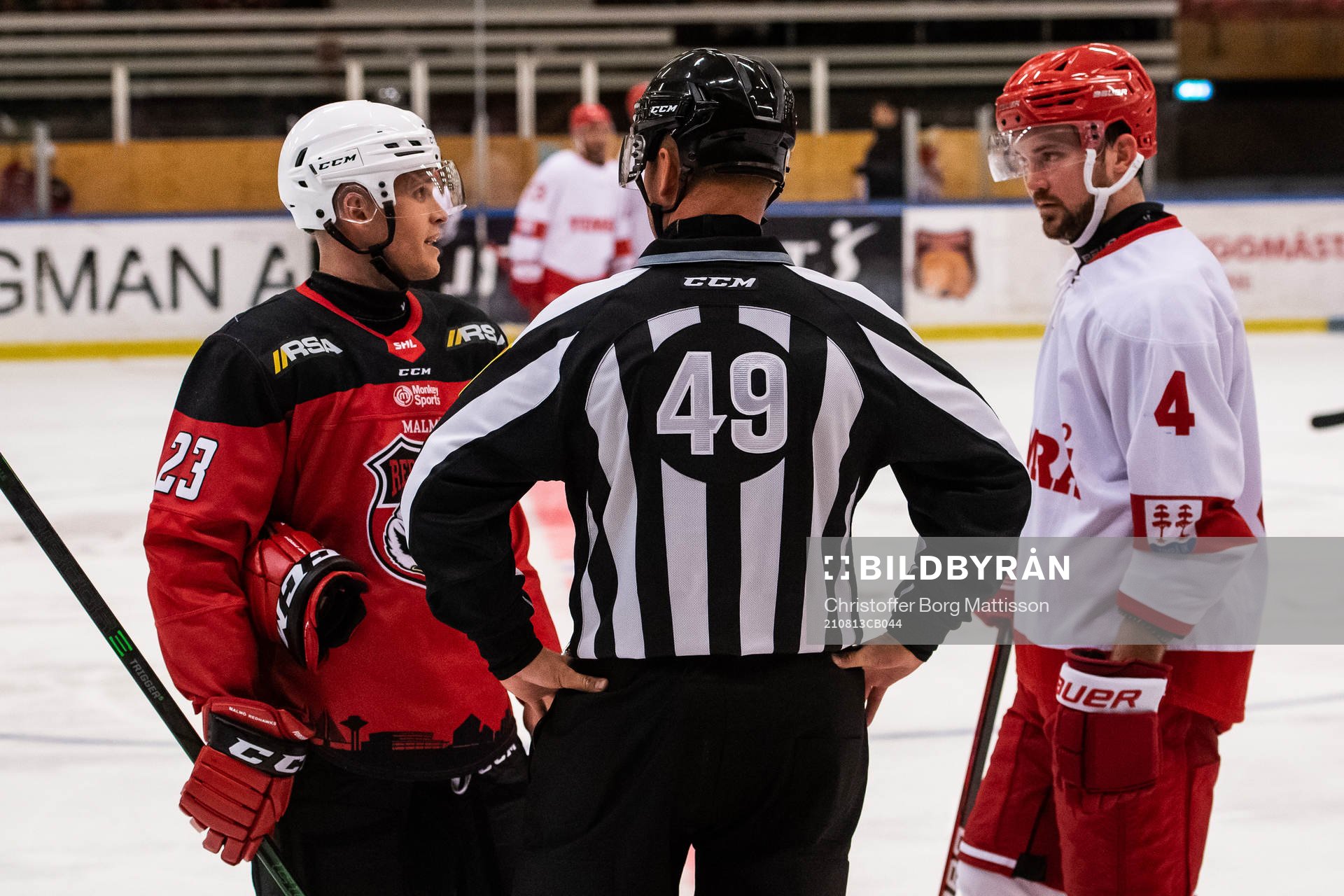 Malmö Redhawks Christoffer Forsberg och Timrås Tim Erixon