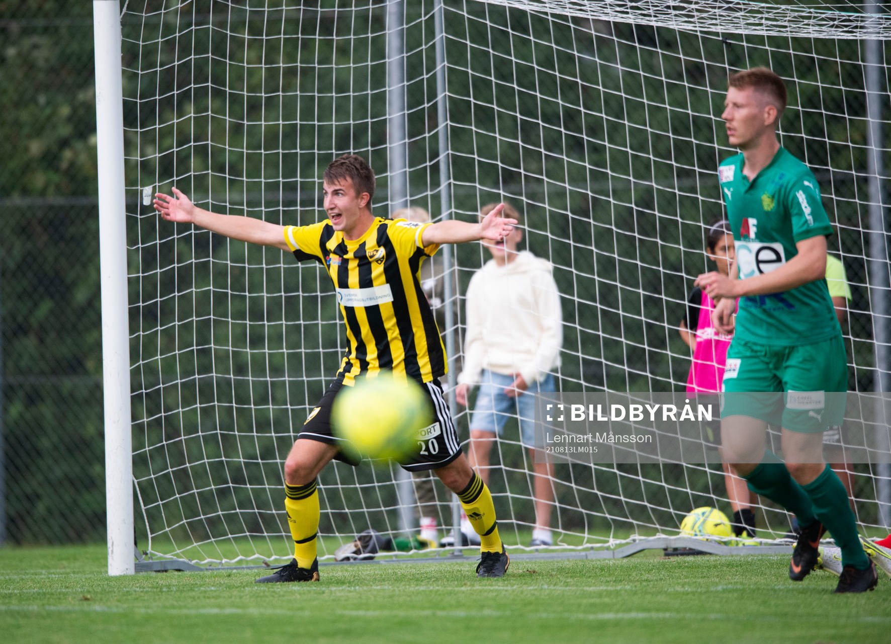  IFK Hässleholms Isak Olsson i matchen i division 2 mellan BK Olympic och IFK Hässleholm i Malmö 13 augusti 2021.