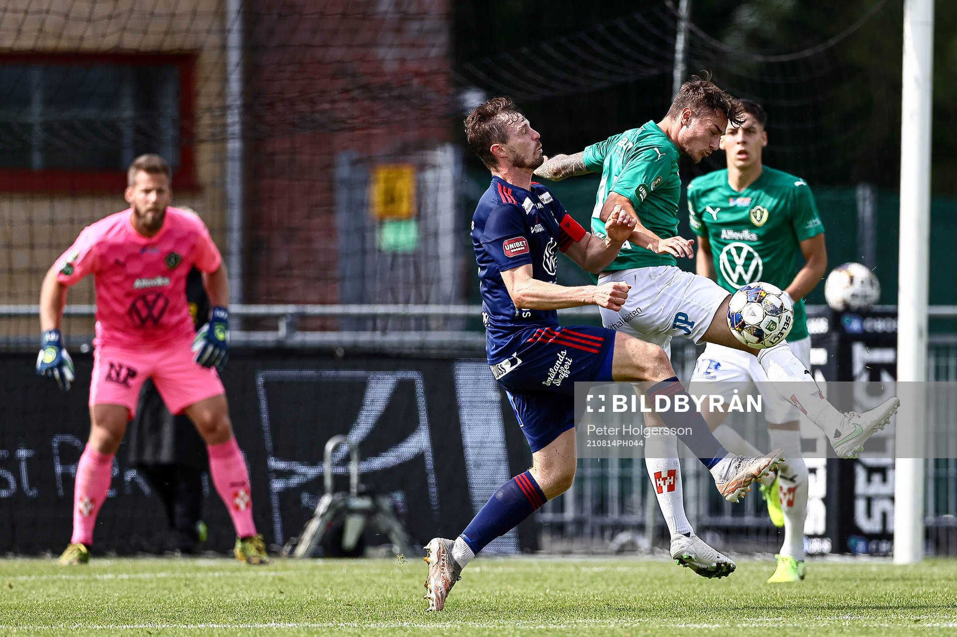 Östers Nicolas Mortensen och Jönköpings Adrian Edqvist
