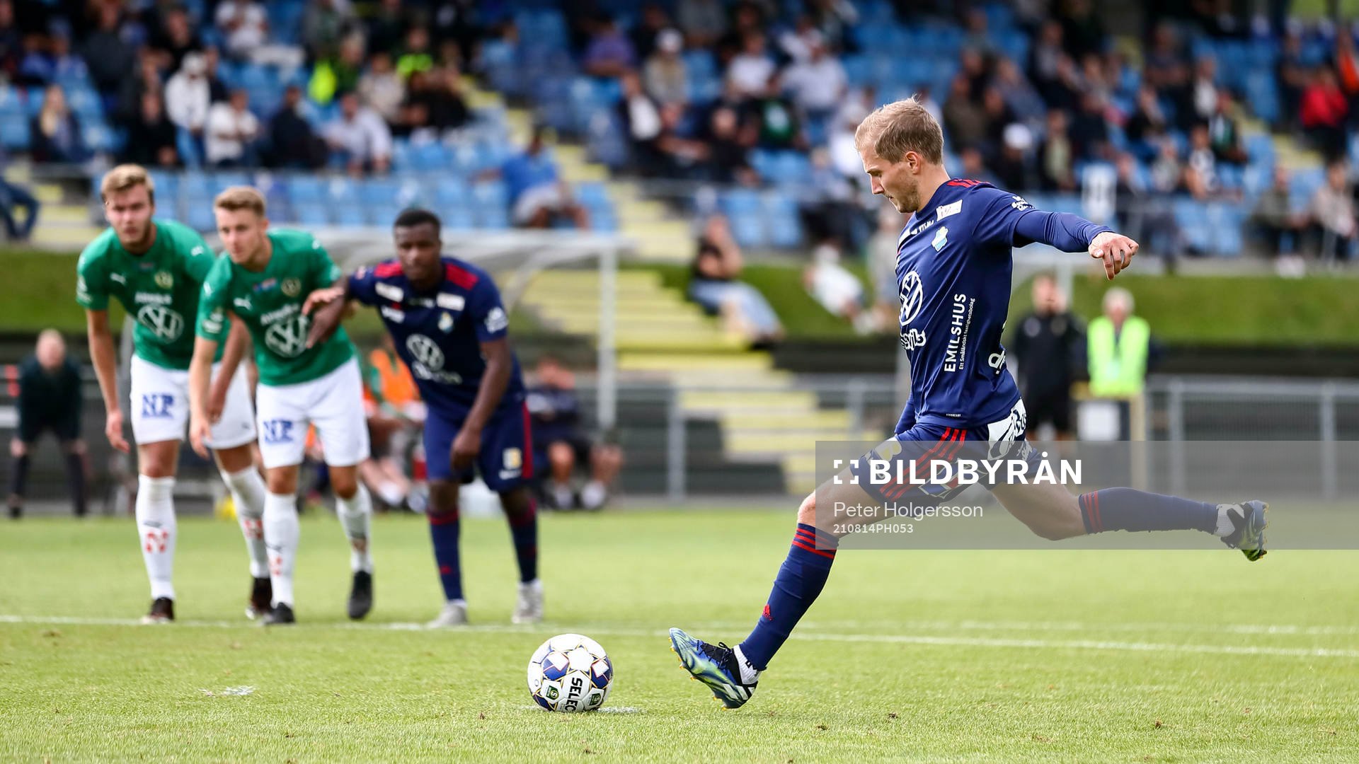 Oliver Silverholt missar en straff