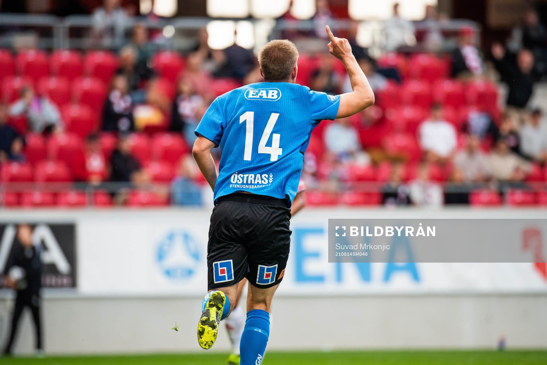 Halmstads Mikael Boman jublar