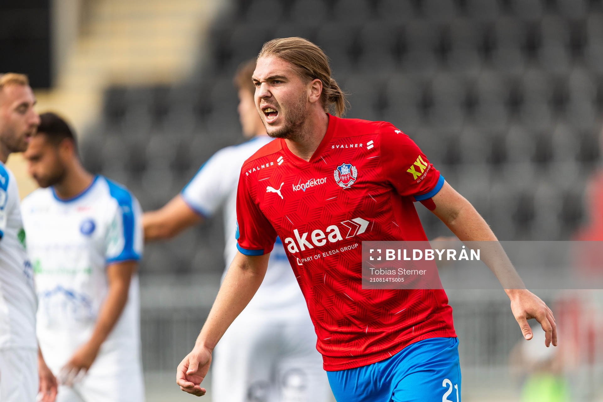 Helsingborgs Charlie Weberg jublar