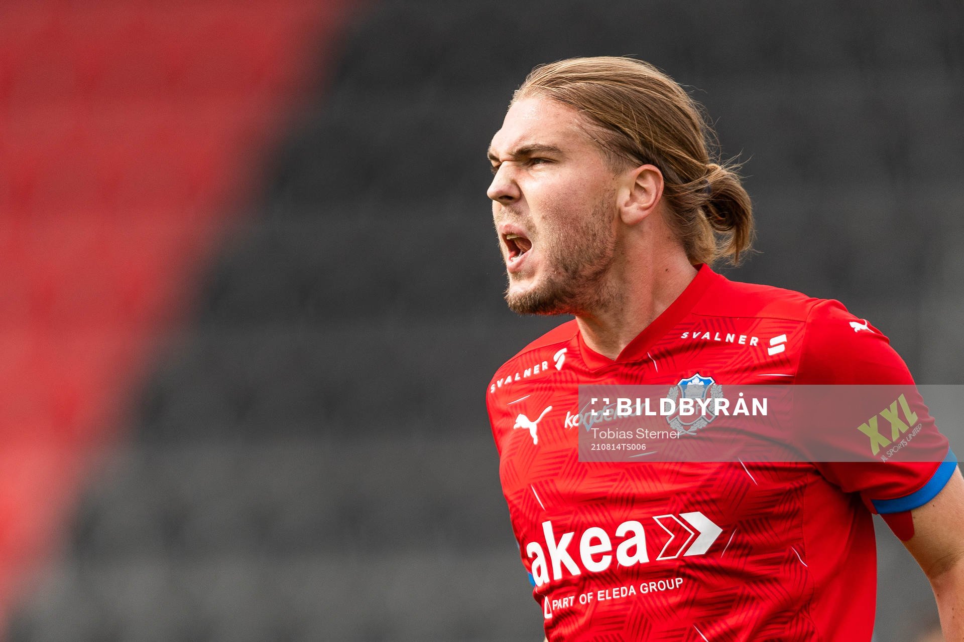 Helsingborgs Charlie Weberg jublar