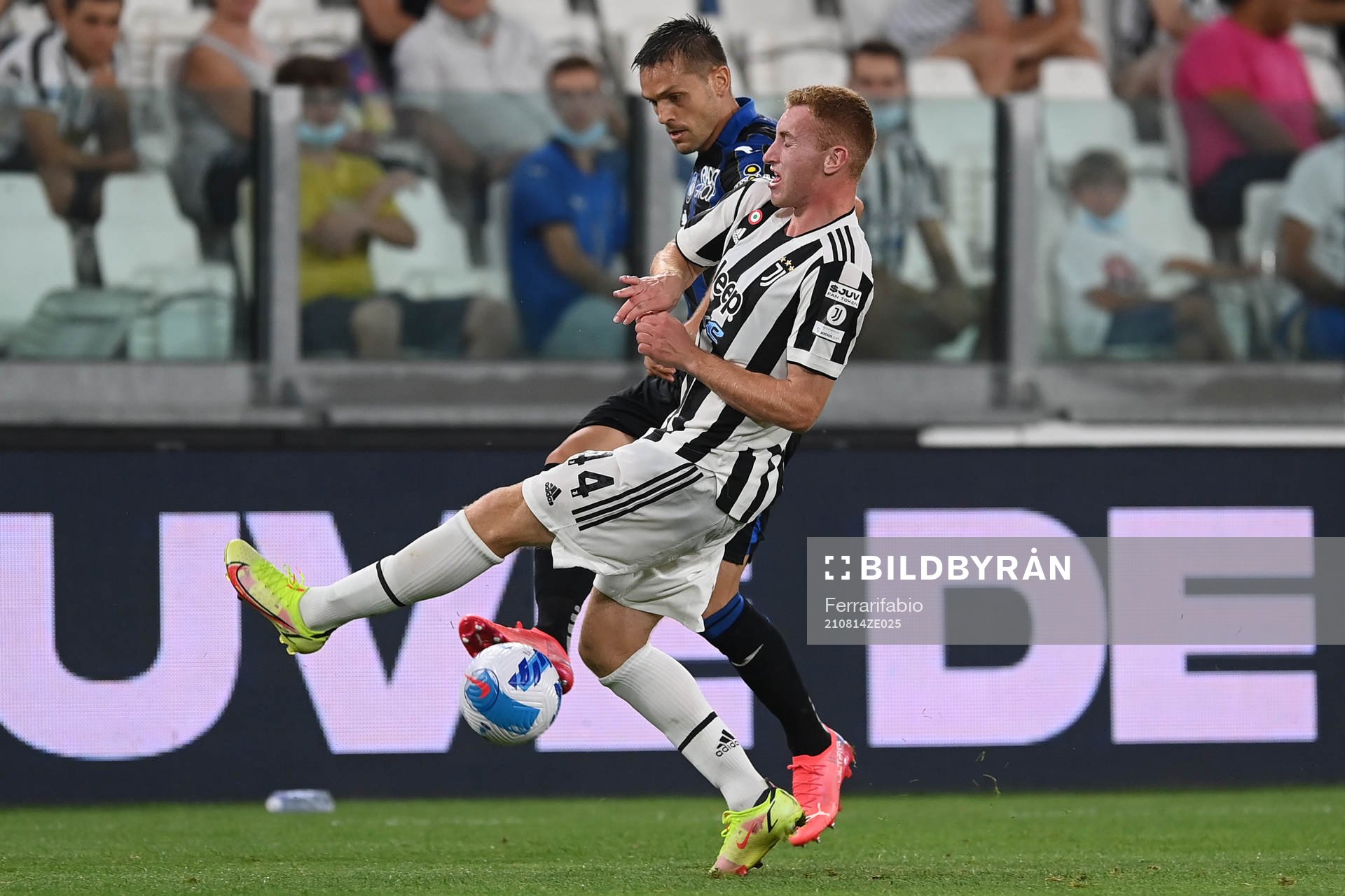 Juventus Dejan Kulusevski och Atalantas Rafael Toloi