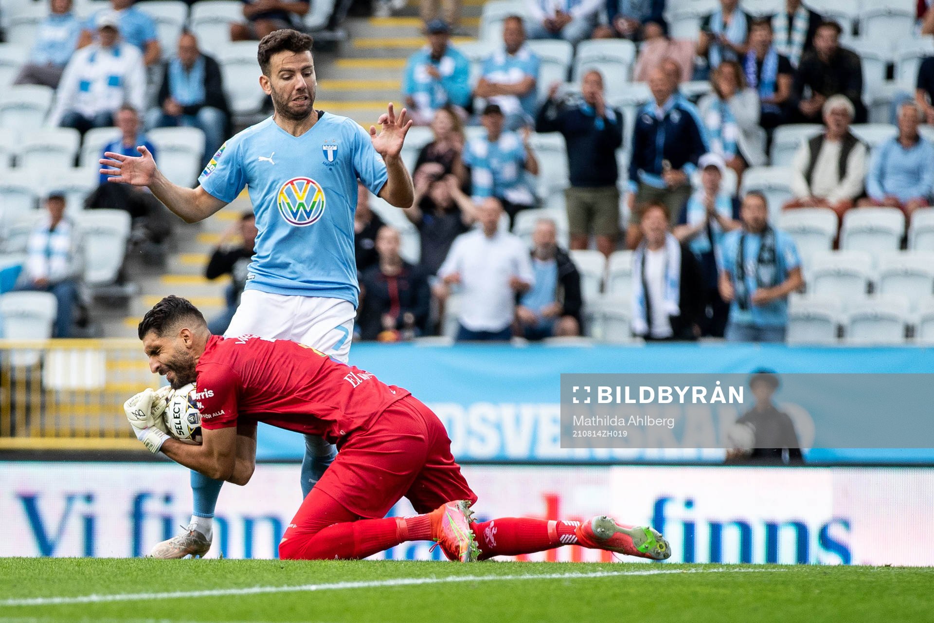 IFK Göteborgs målvakt Giannis Anestis och Malmö FFs