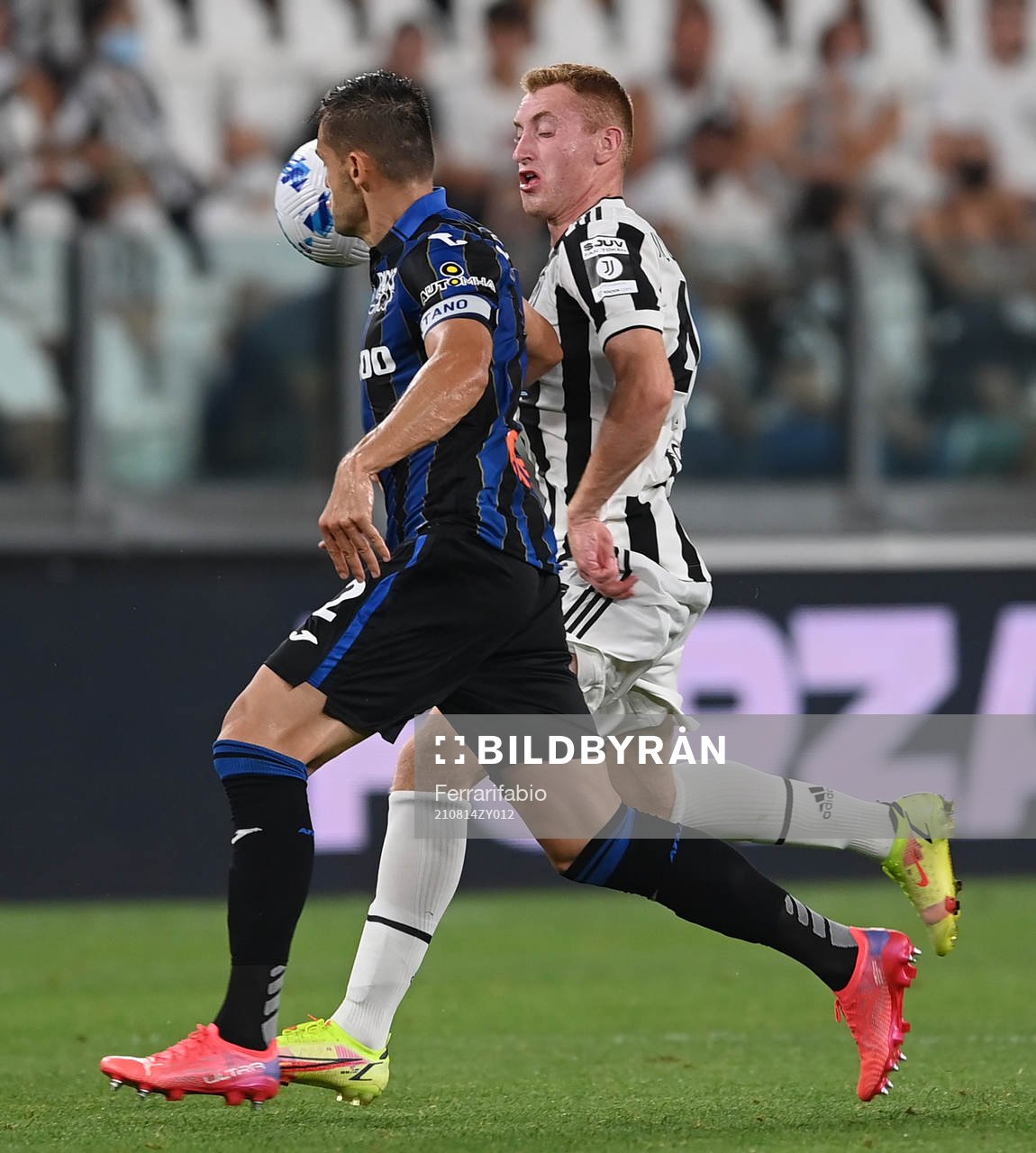 Juventus Dejan Kulusevski och Atalantas Rafael Toloi