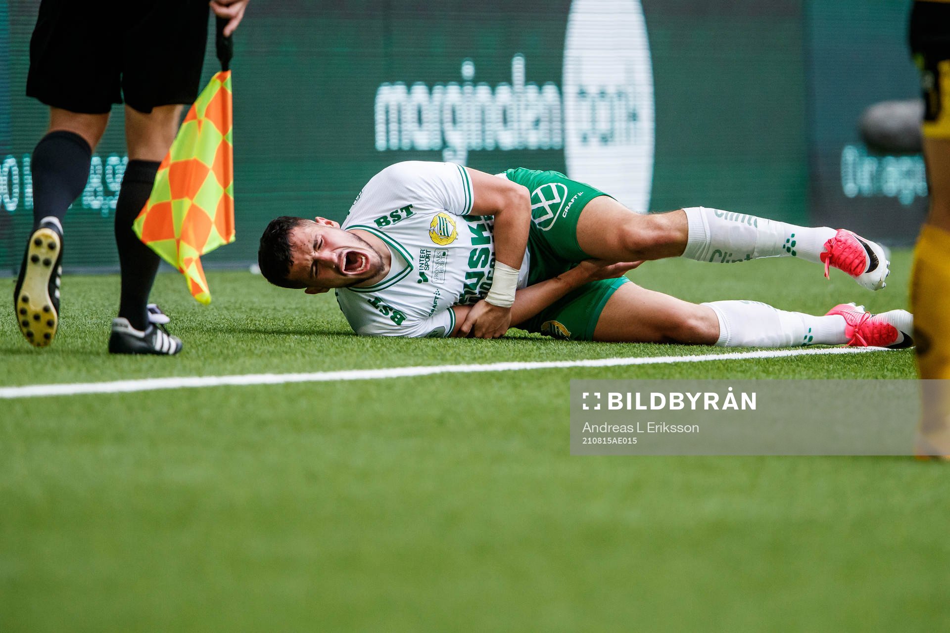 Hammarbys Astrit Selmani har ont