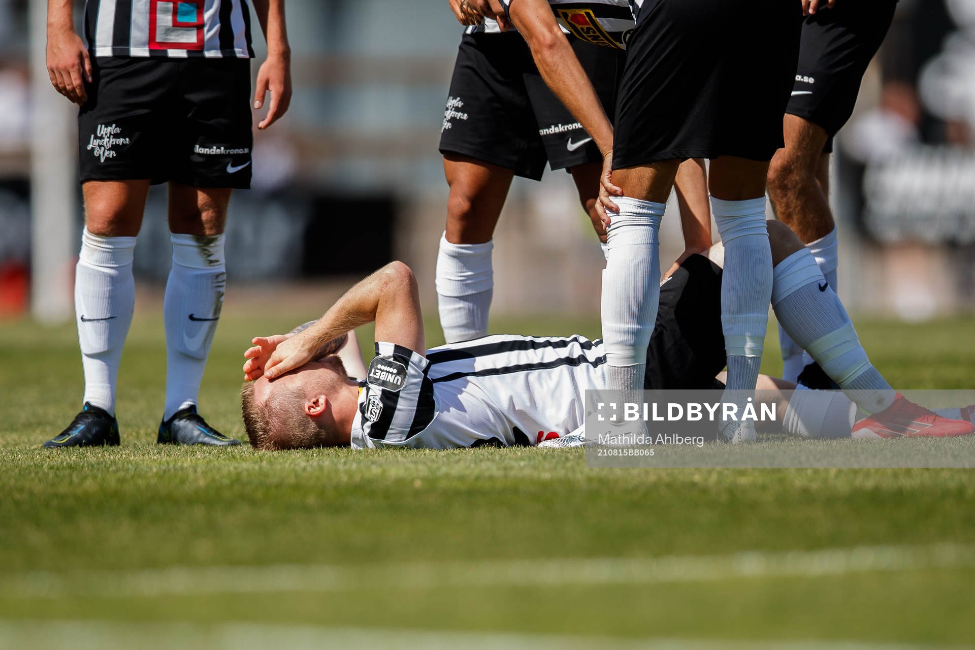 Landskronas Nicklas Nielsen har ont