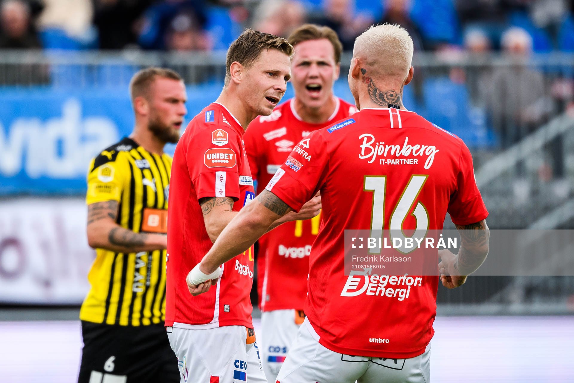 Degerfors Johan Bertilsson jublar