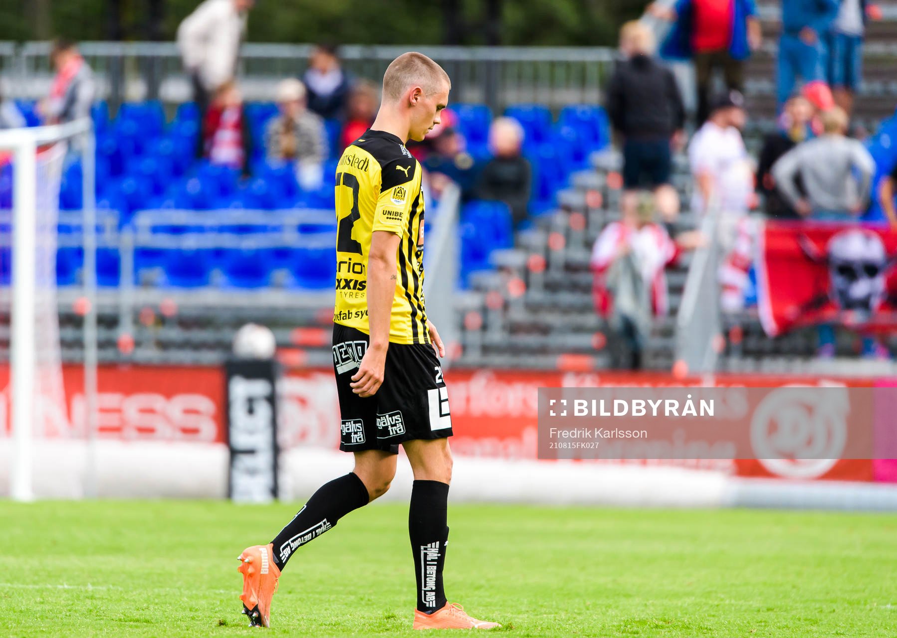 Häckens Tobias Carlsson deppar