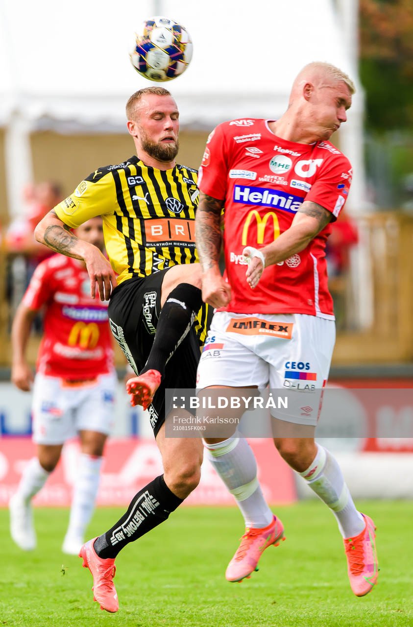 Häckens Alexander Faltsetas och Degerfors Victor Edvardsen