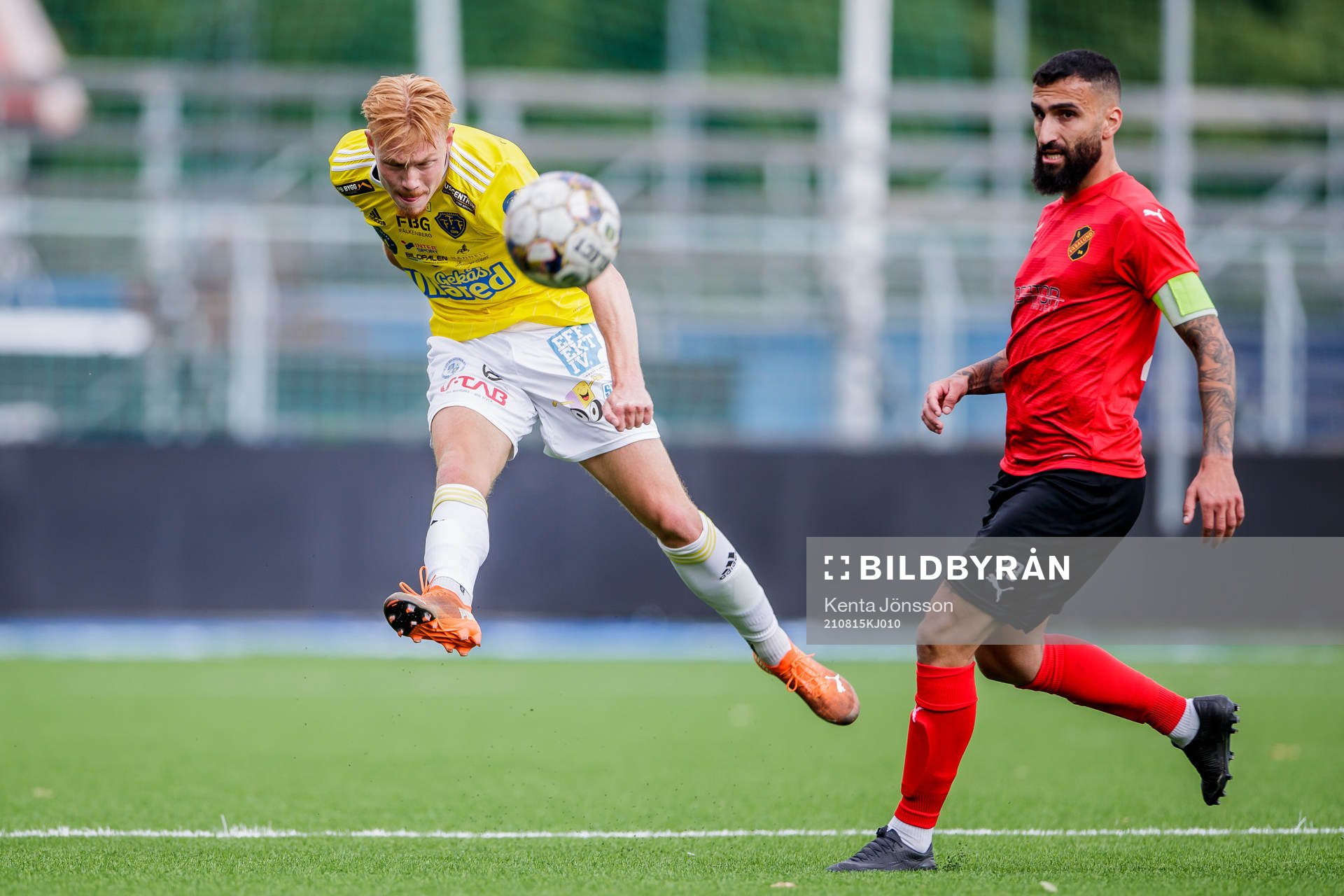 Falkenbergs Linus Borgström och Vasalunds Charbel Georges