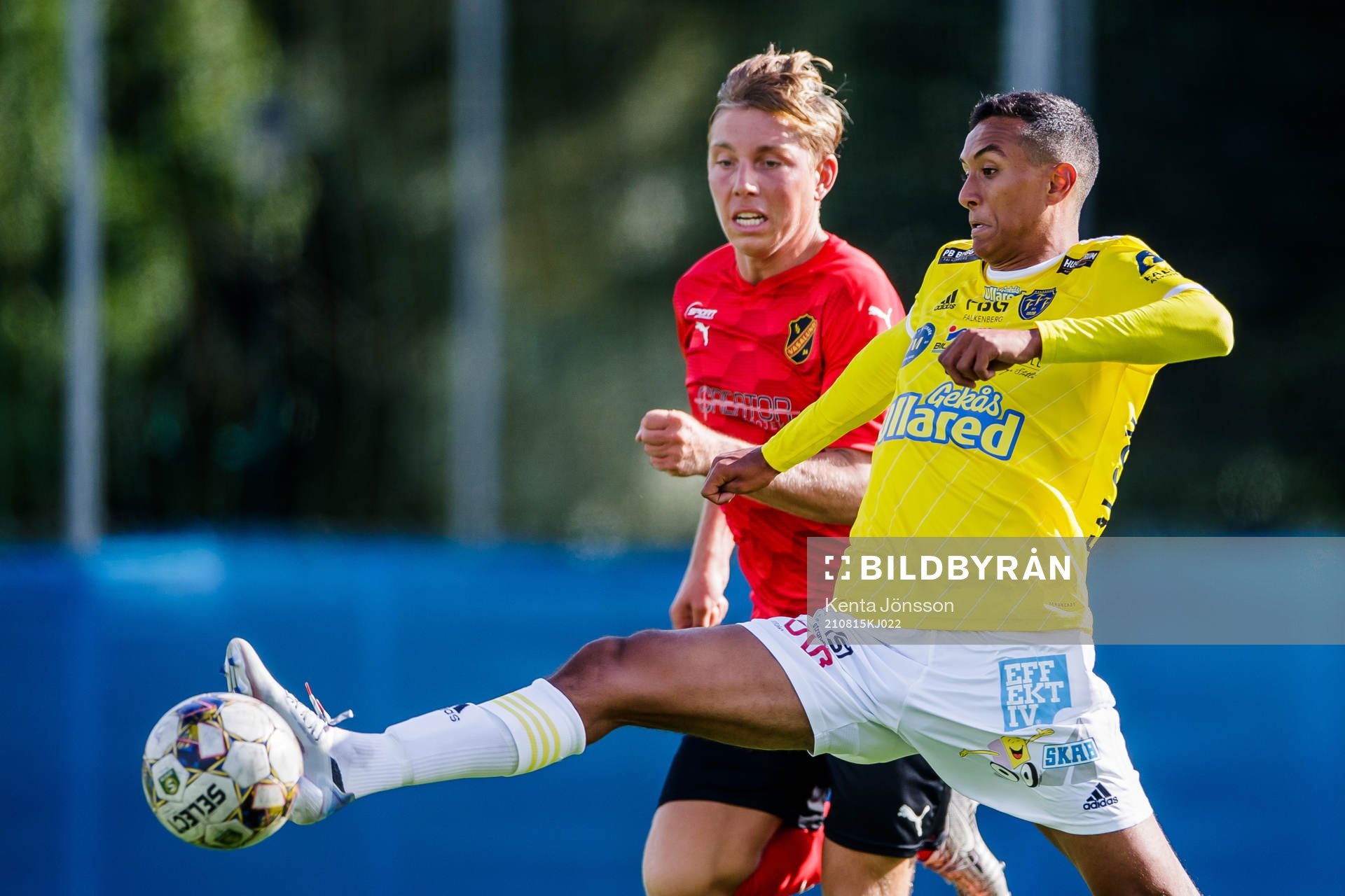 Vasalunds Frej Engberg och Falkenbergs Oliver Hintsa