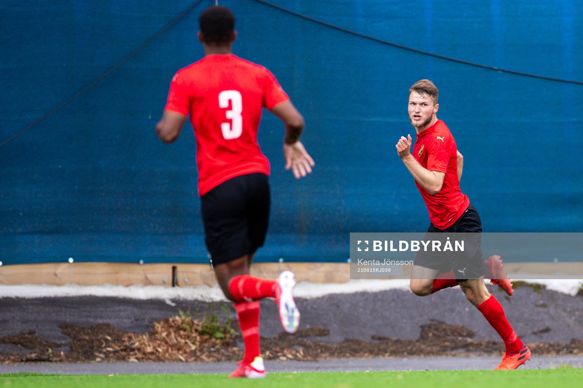 Vasalunds Ekin Bulut jublar efter 2-1 under fotbollsmatchen i Superettan mellan Vasalund och Falkenberg den 15 augusti 2021 i Stockholm. 