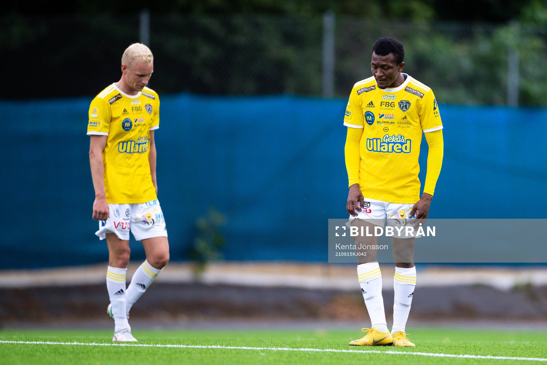Falkenbergs Umar Bala Muhammed deppar med Adam Bergmark