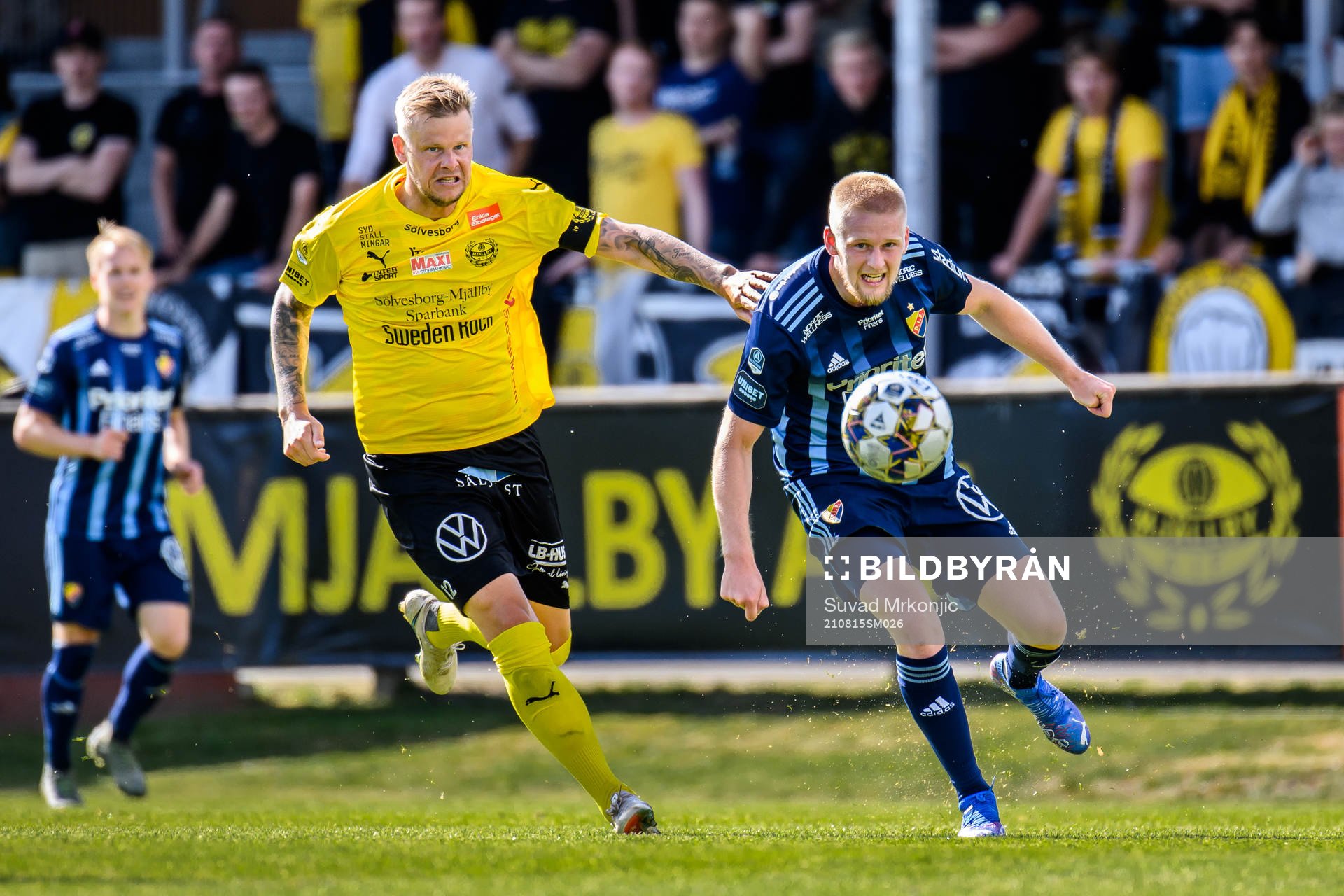 Mjällbys David Löfquist och Djurgårdens Kalle Holmberg