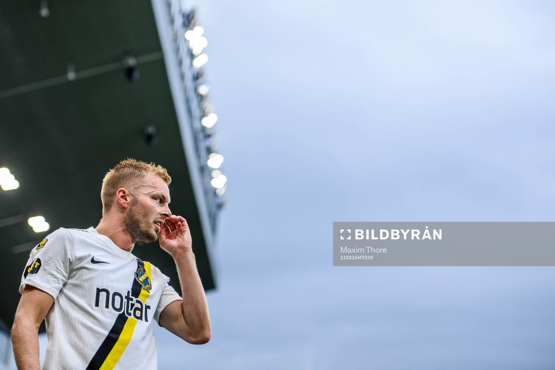 s Sebastian Larsson