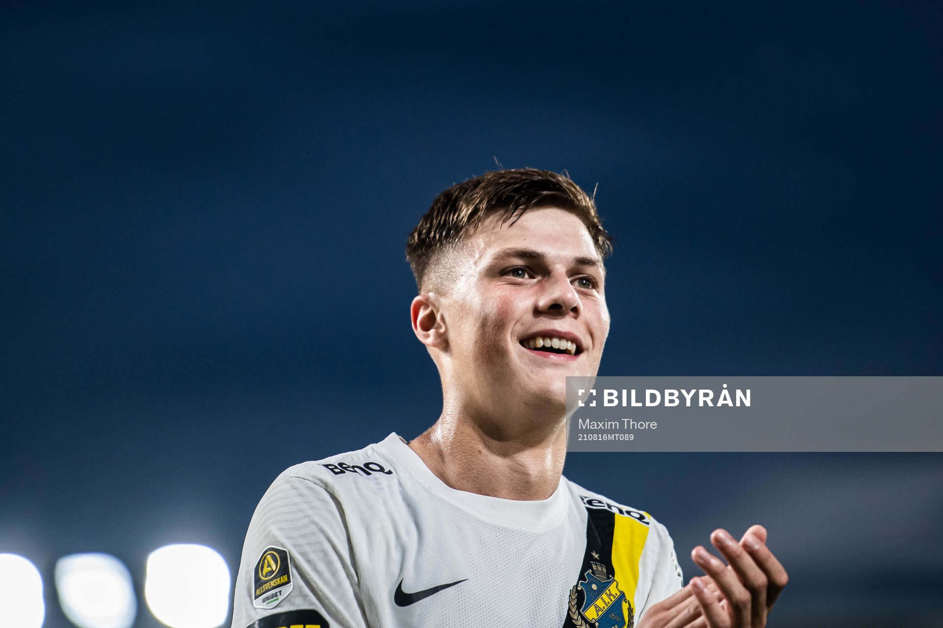 s Erik Ring jublar