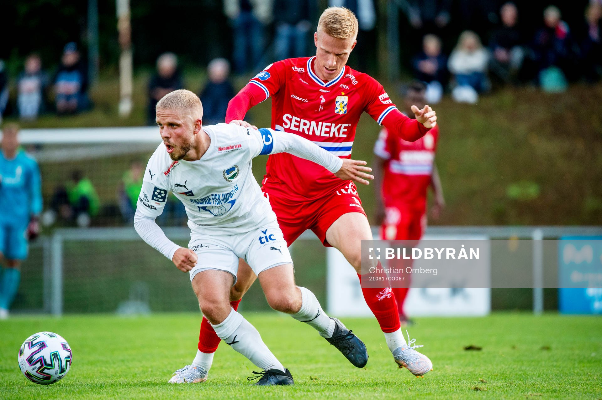 Österlens Adam Barchan mot IFK Göteborgs Oscar Wendt