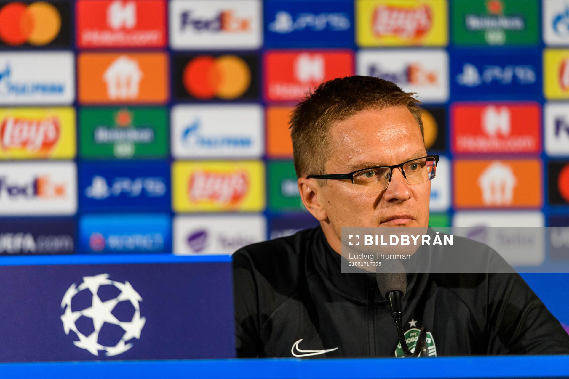 Head coach Valdas Dambrauskas