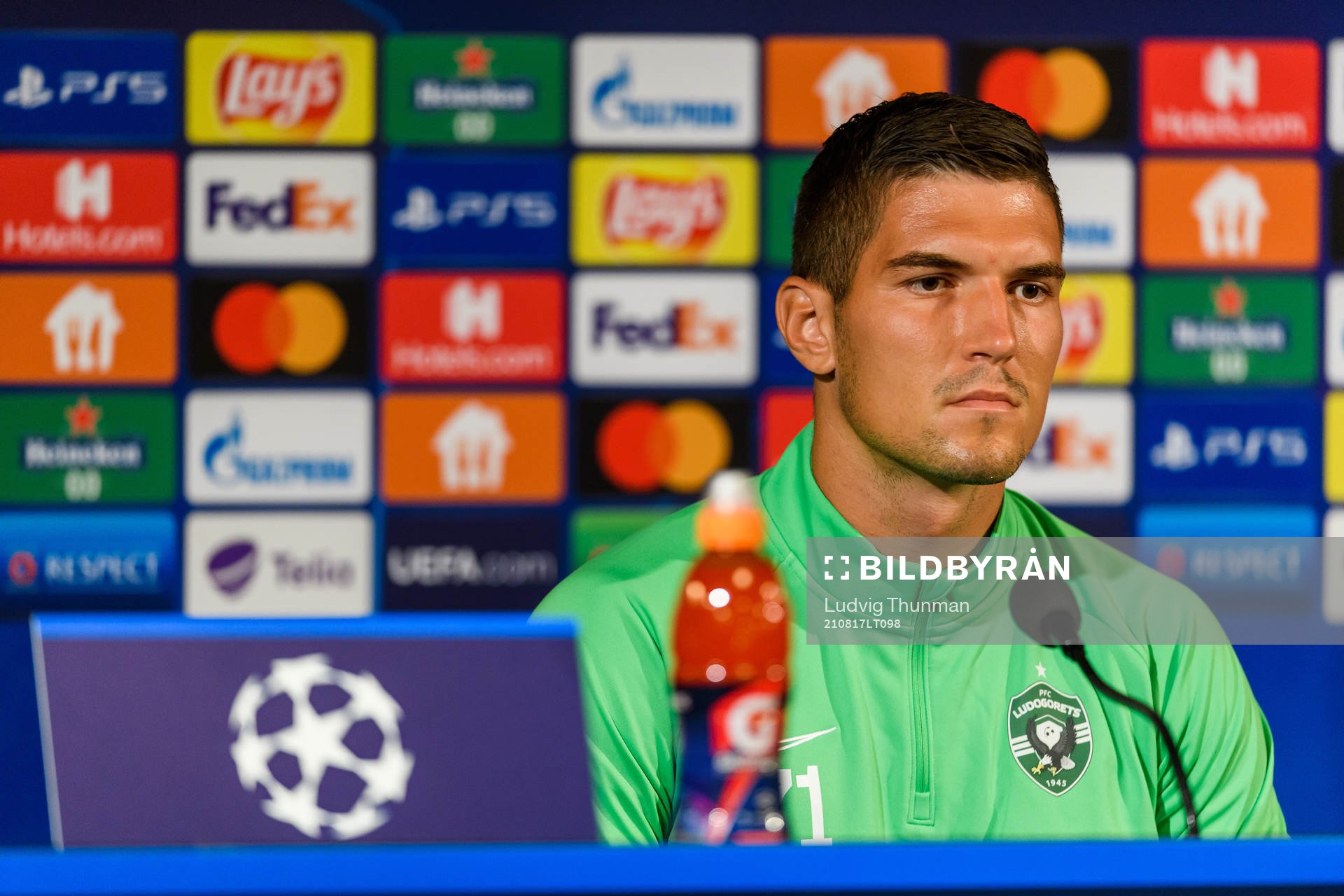 Goalkeeper Kristian Kahlina