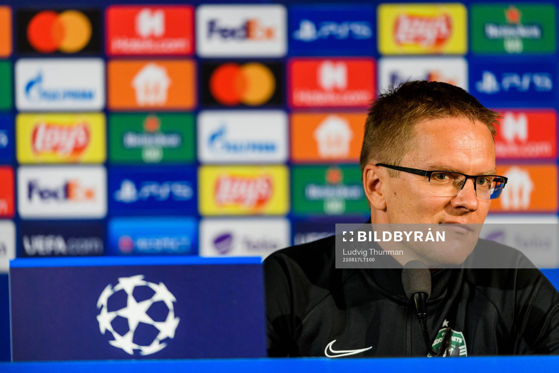 Head coach Valdas Dambrauskas