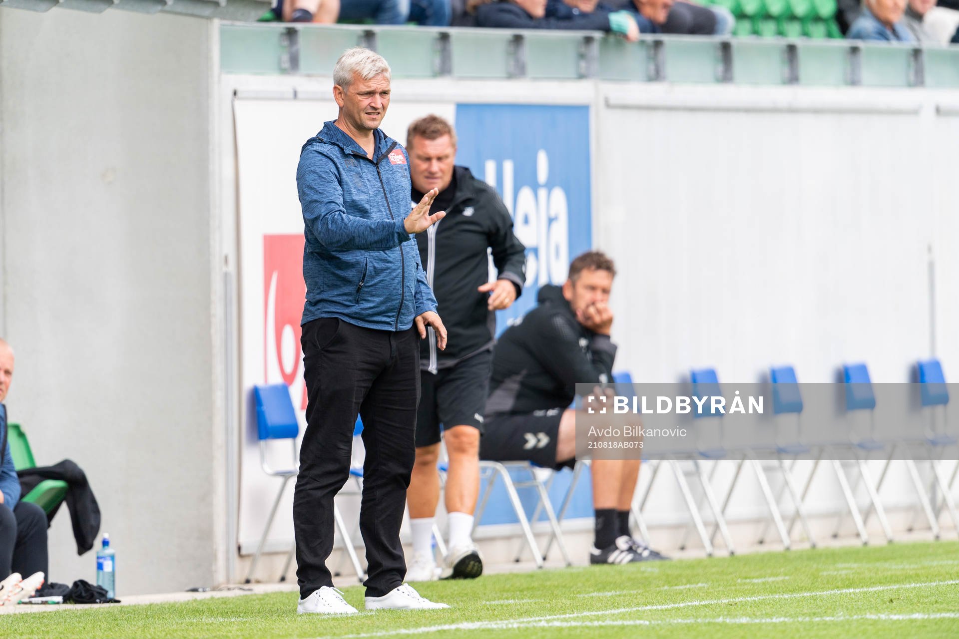 Head coach Per Lundgren Nielsen of Bröndby