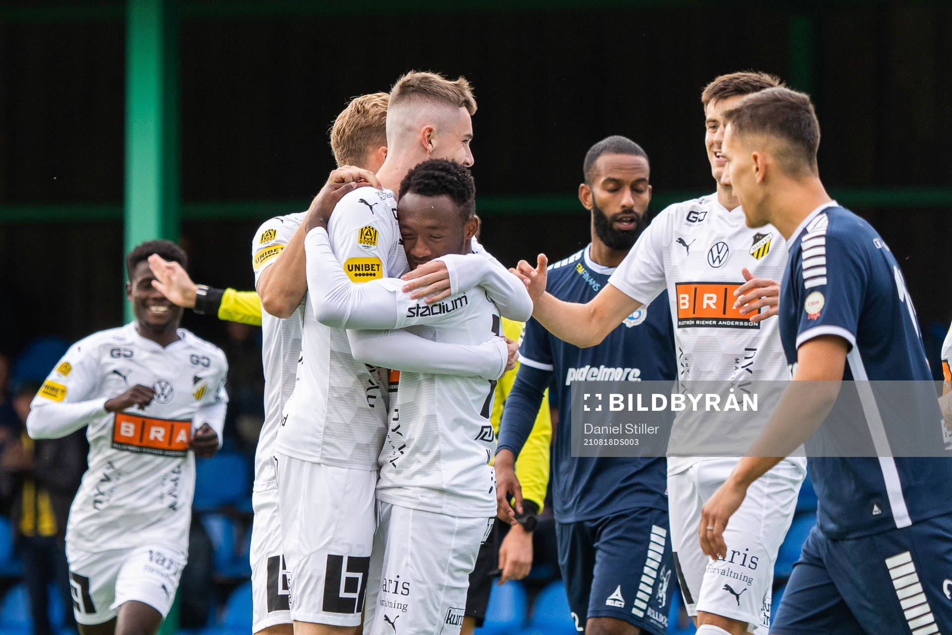 Häckens Benie Adama Traore jublar