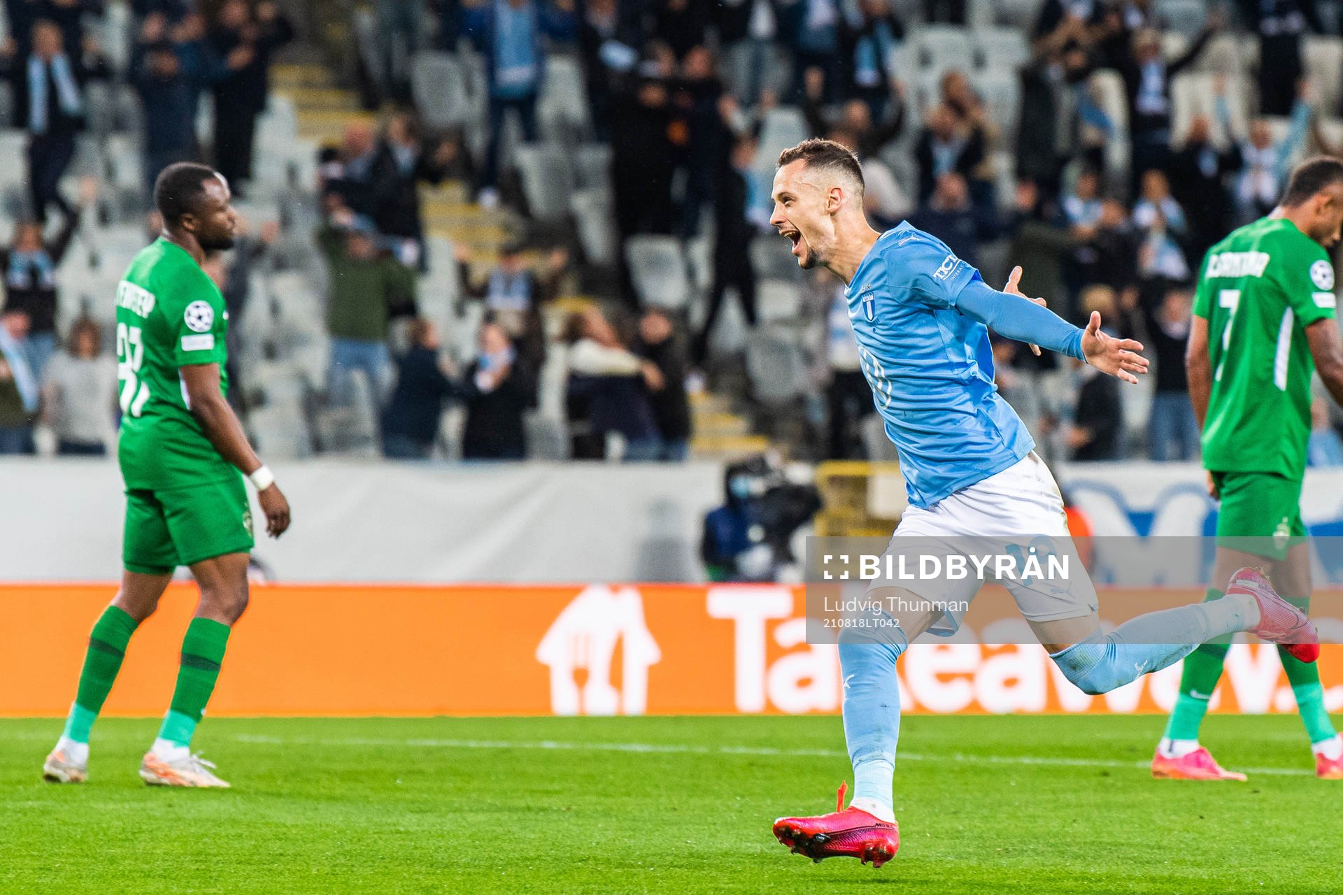 Veljko Birmancevic of Malmö FF celebrates scoring 1-0