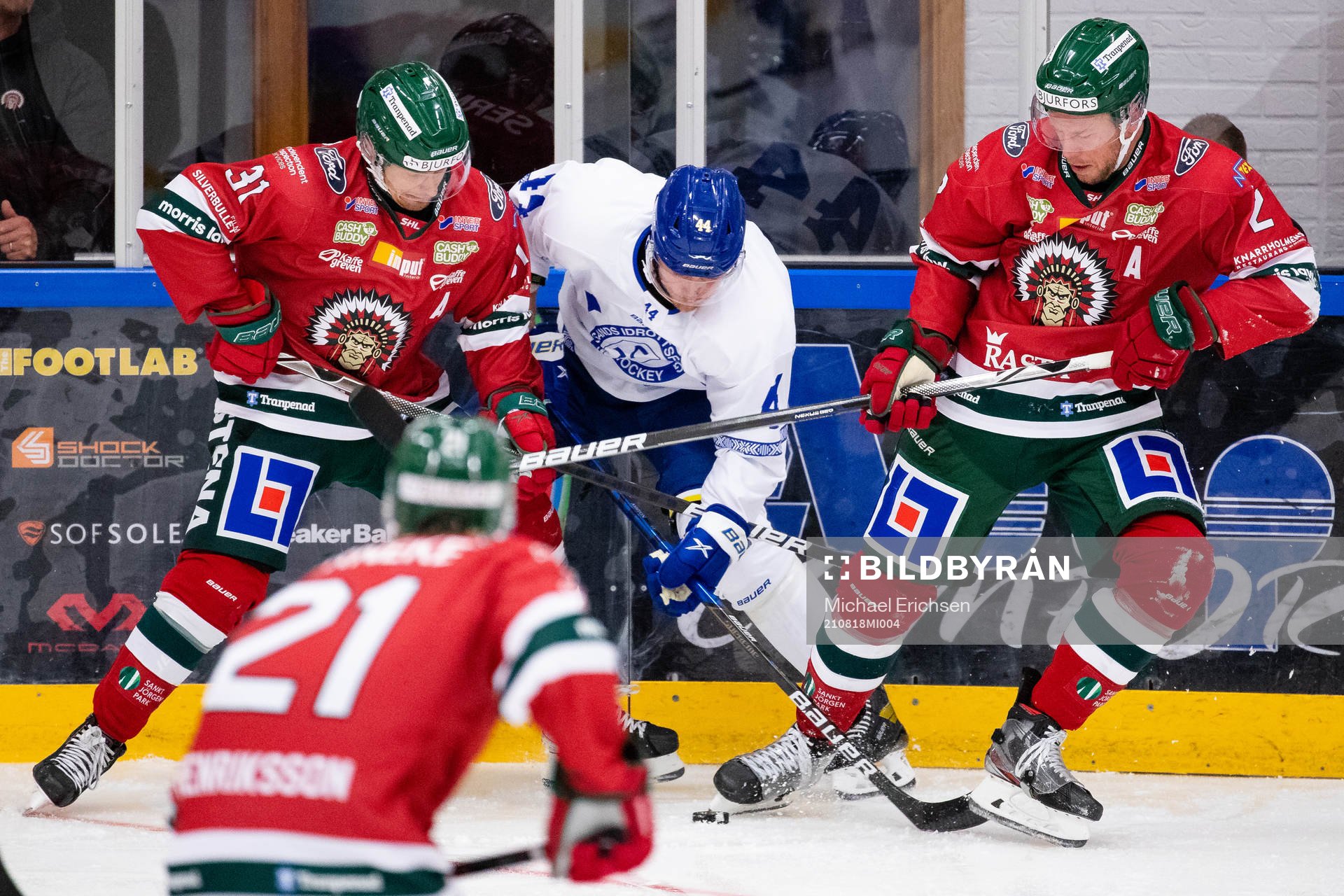 Frölundas Nicklas Lasu och Christian Folin mot Leksands