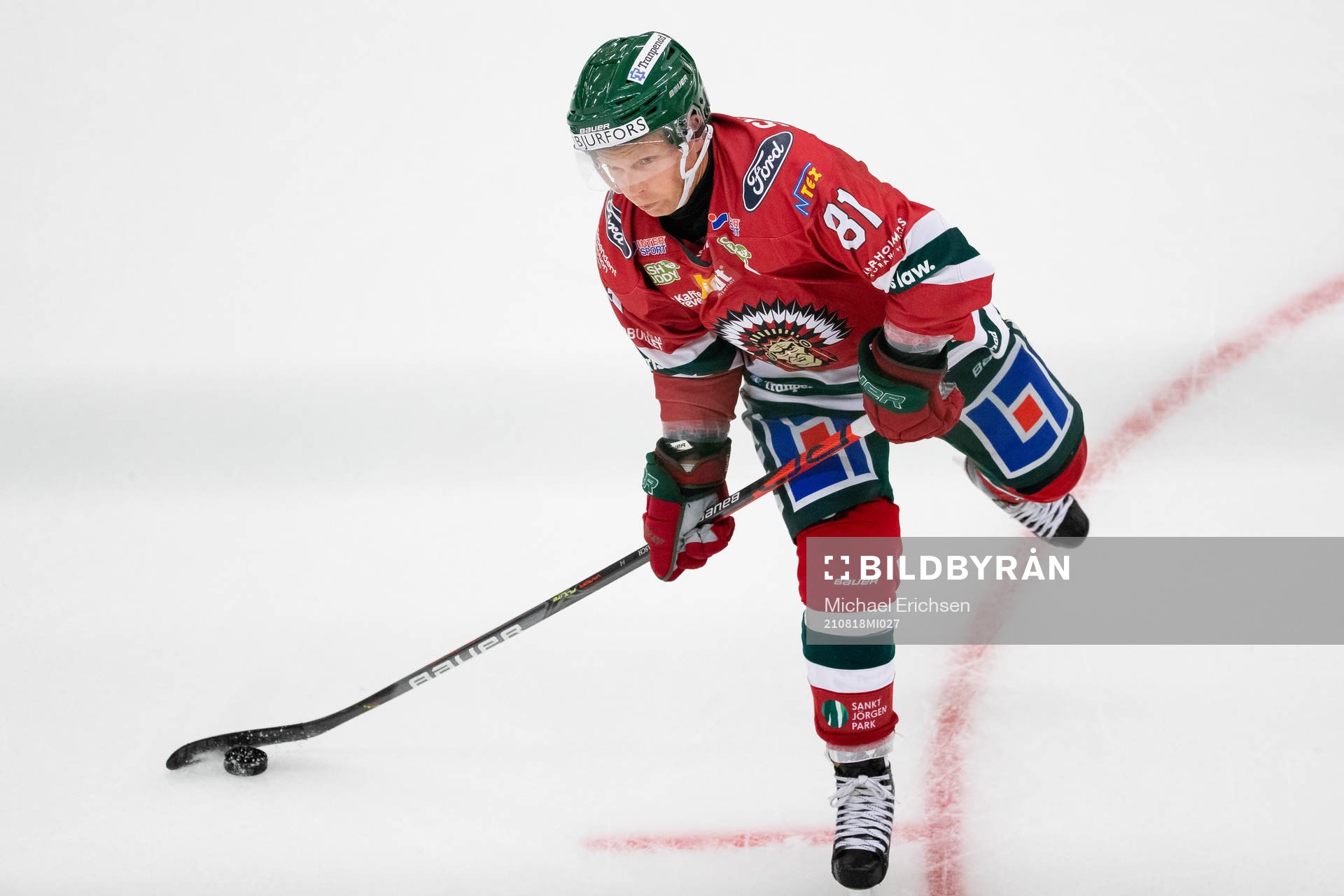 Frölundas Ryan Lasch sätter en straff
