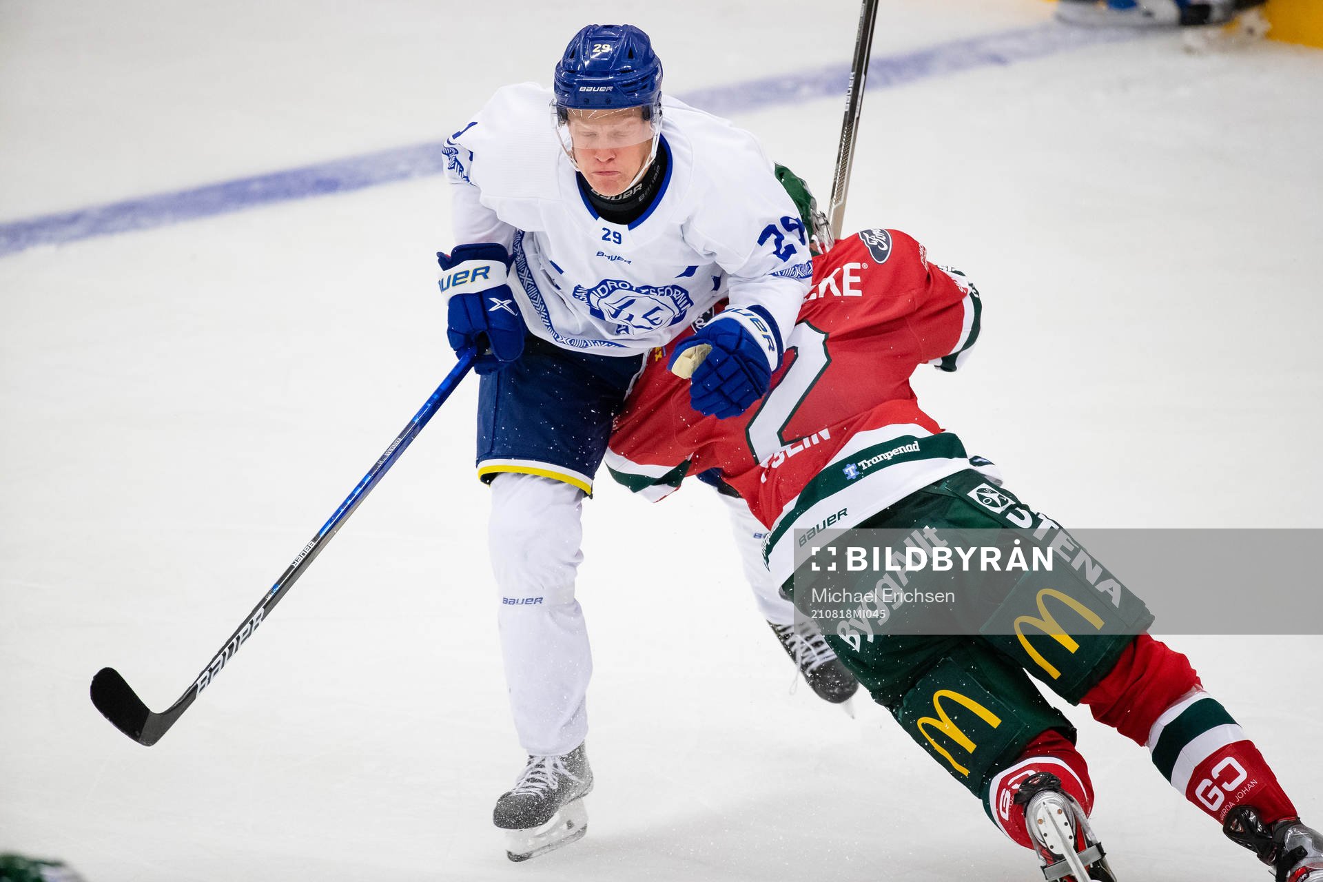 Leksands Emil Heineman mot Frölundas Christian Folin