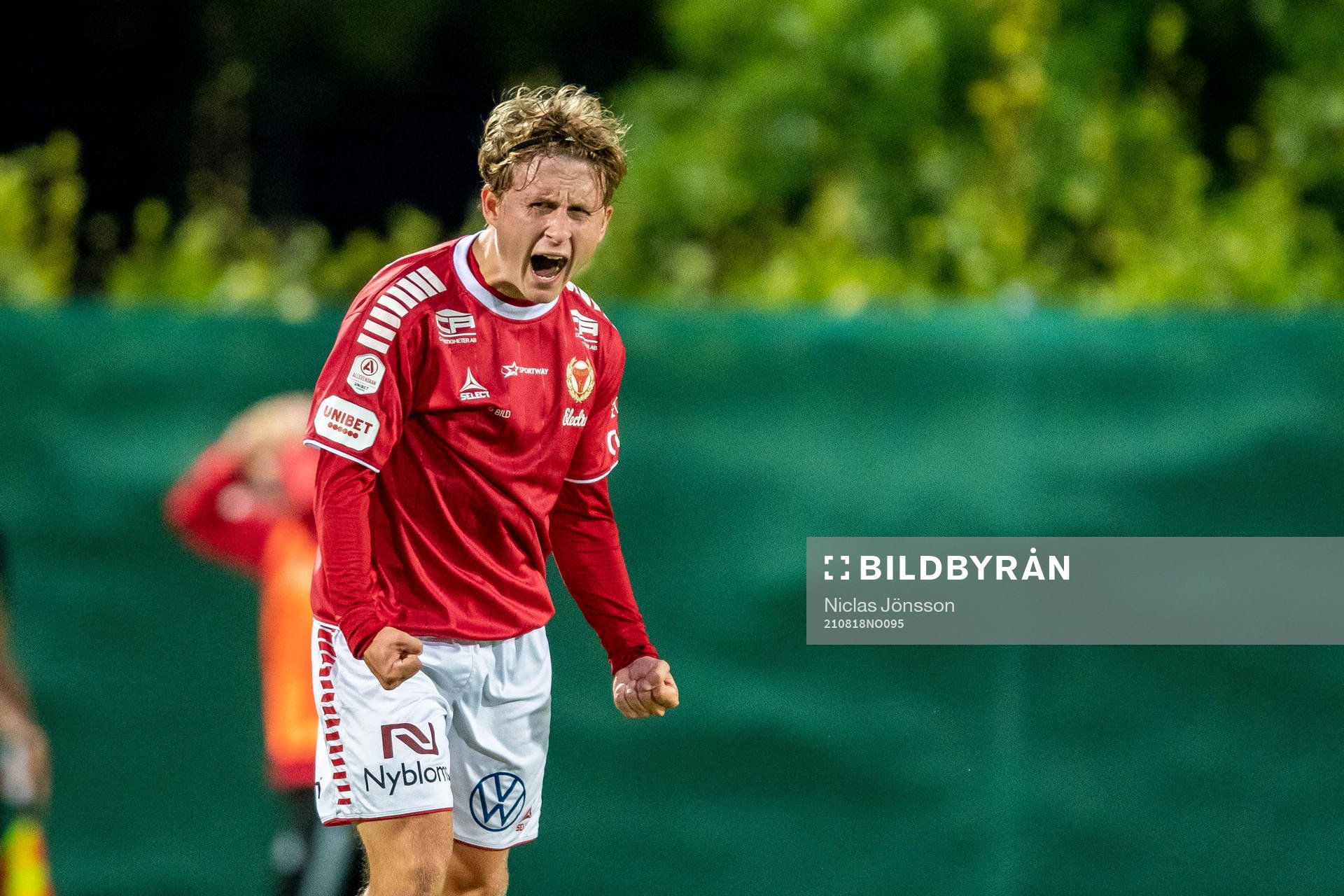 Kalmars Elias Olsson jublar