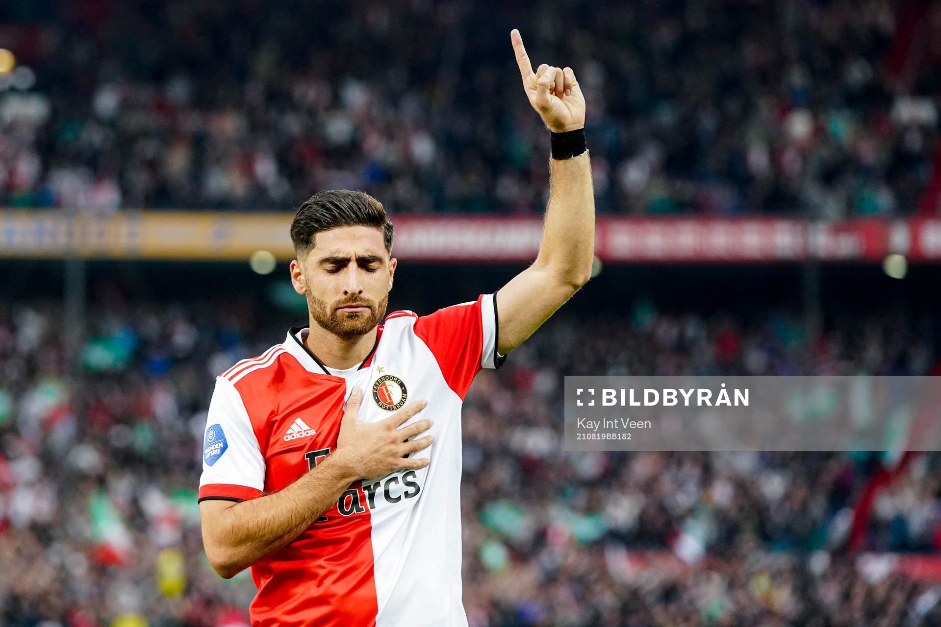 Alireza Jahanbakhsh of Feyenoord celebrate