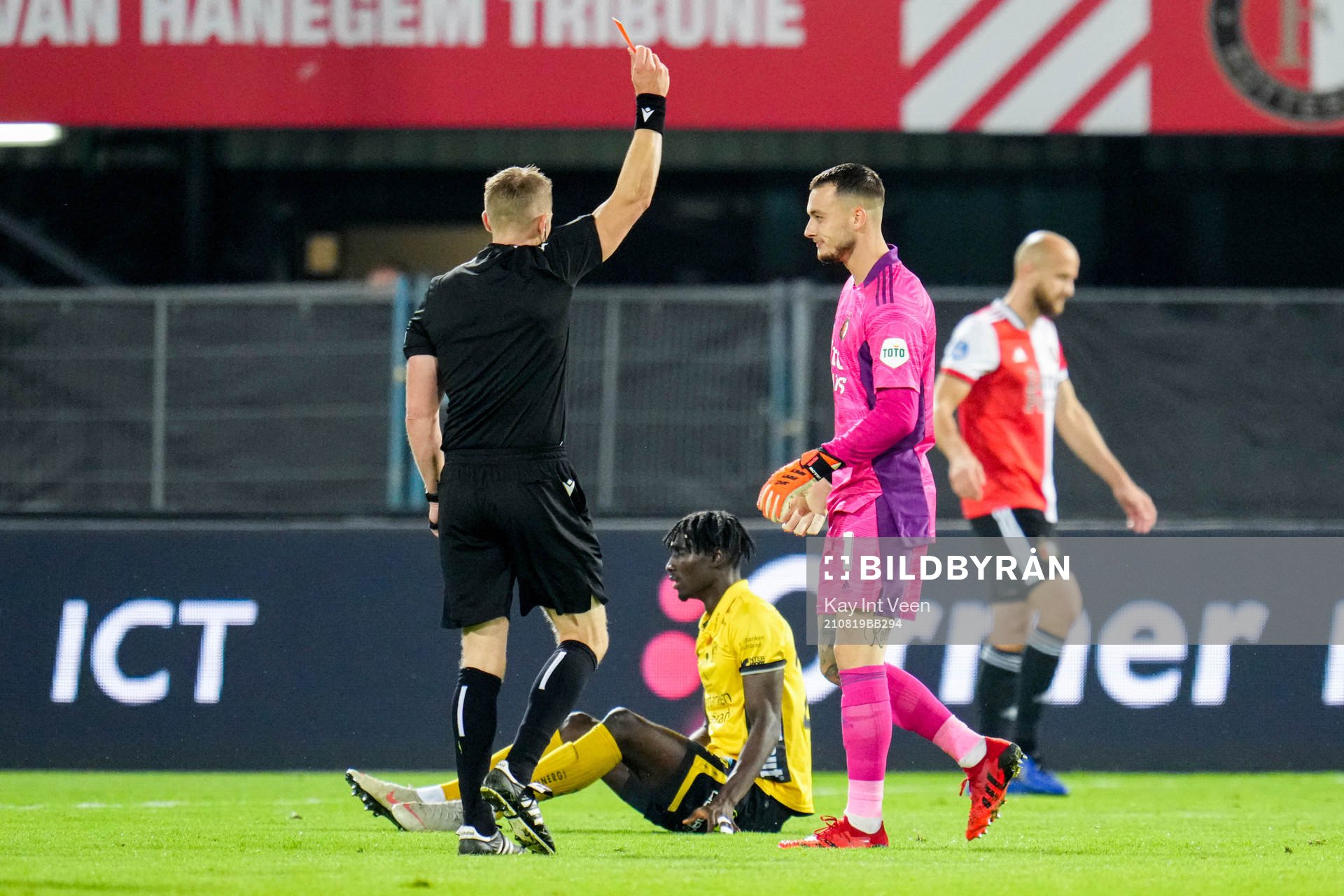 Goalkeeper Justin Bijlow of Feyenoord is shown a red card