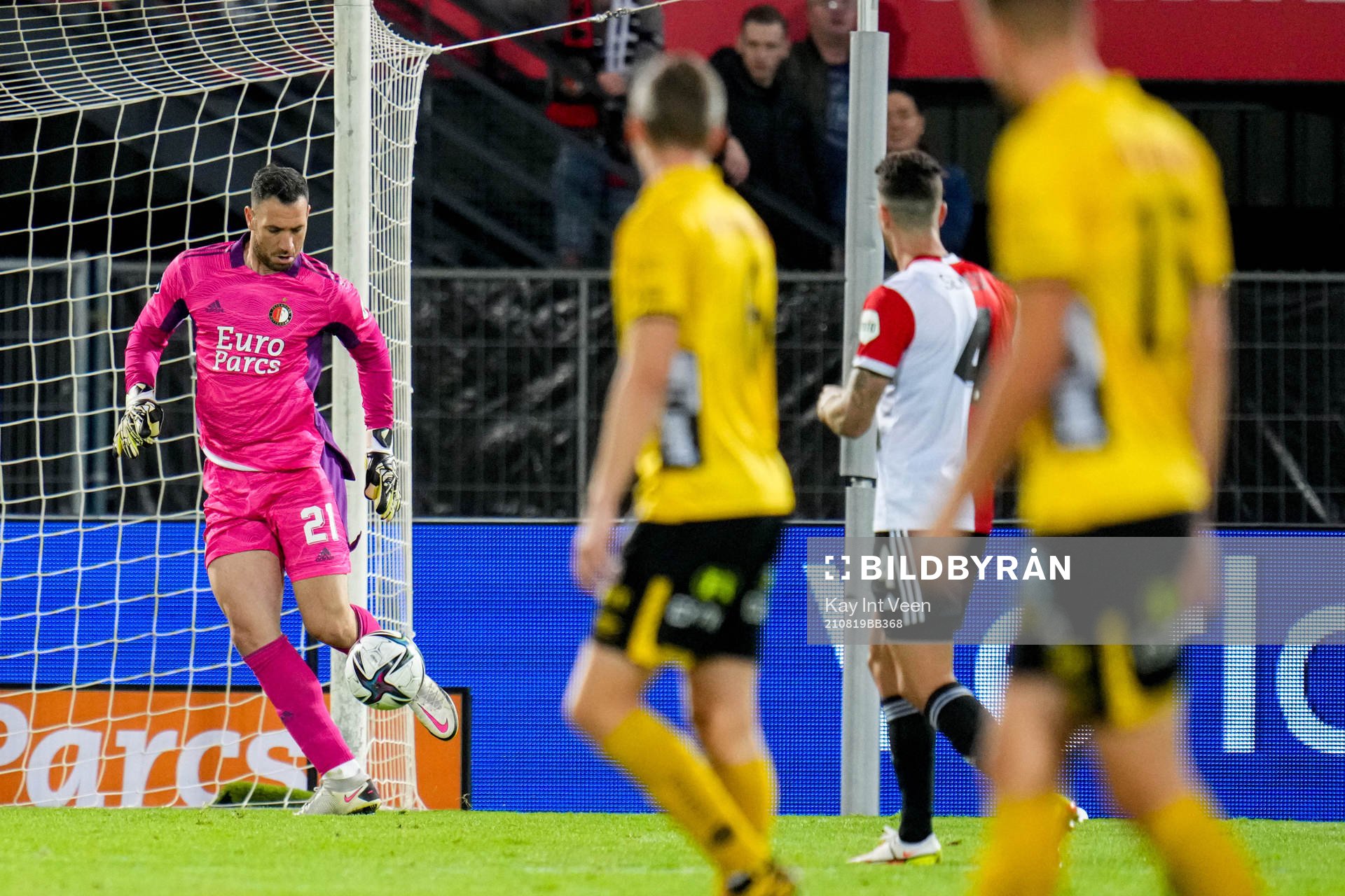 Goalkeeper Ofir Marciano of Feyenoord