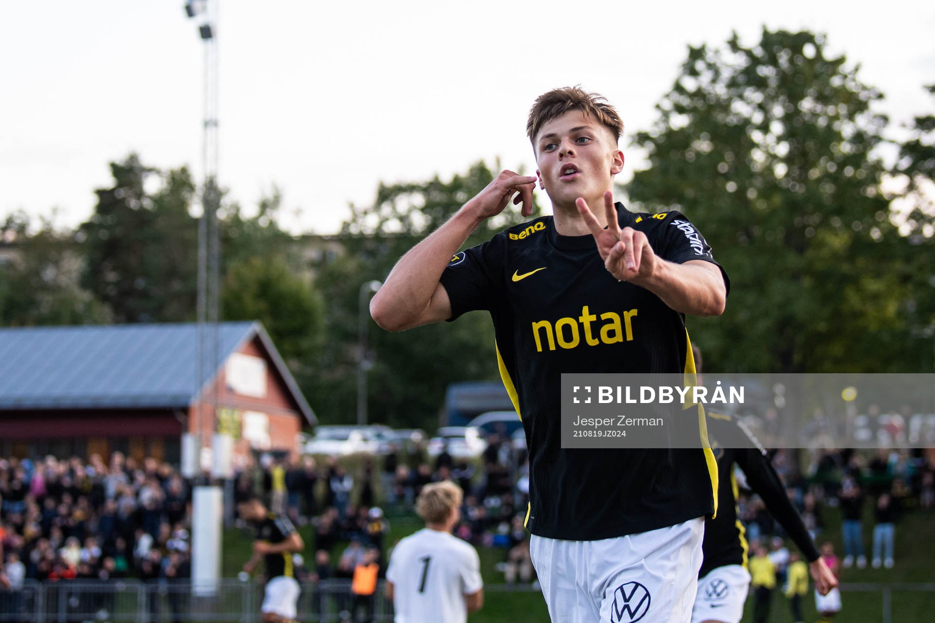 AIK:s Erik Ring jublar efter 0-4 under fotbollsmatchen i Svenska Cupen mellan Rågsved och AIK den 19 augusti 2021 i Stockholm. 
