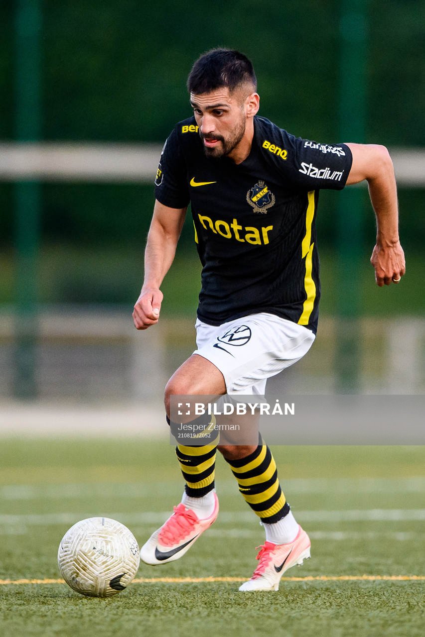 s Stefan Silva
