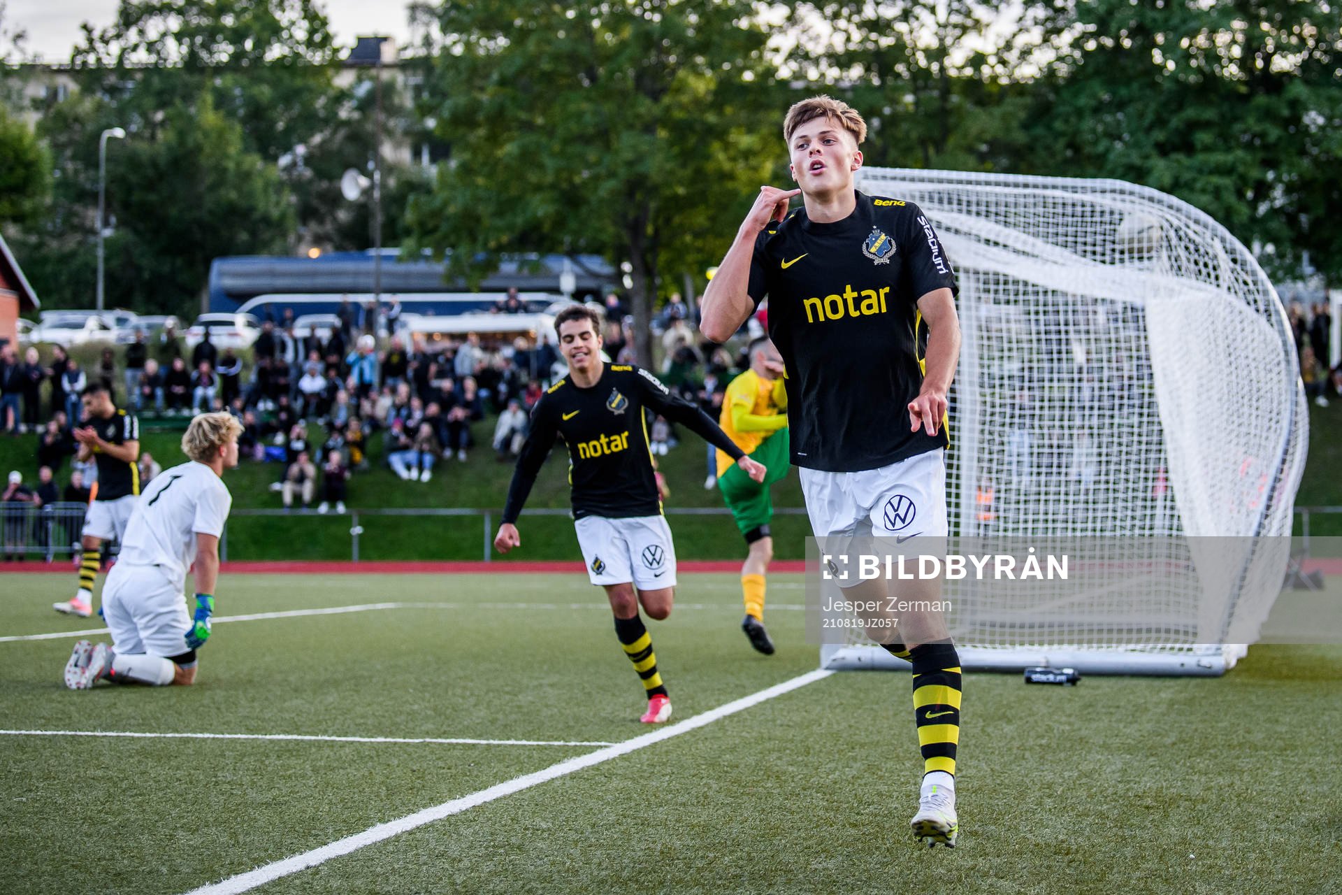 s Erik Ring jublar