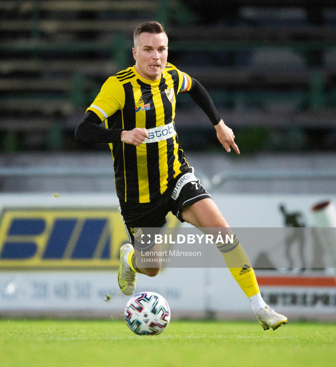 IFK Hässleholms Danny Gunnarsson i matchen i div. 2 Södra