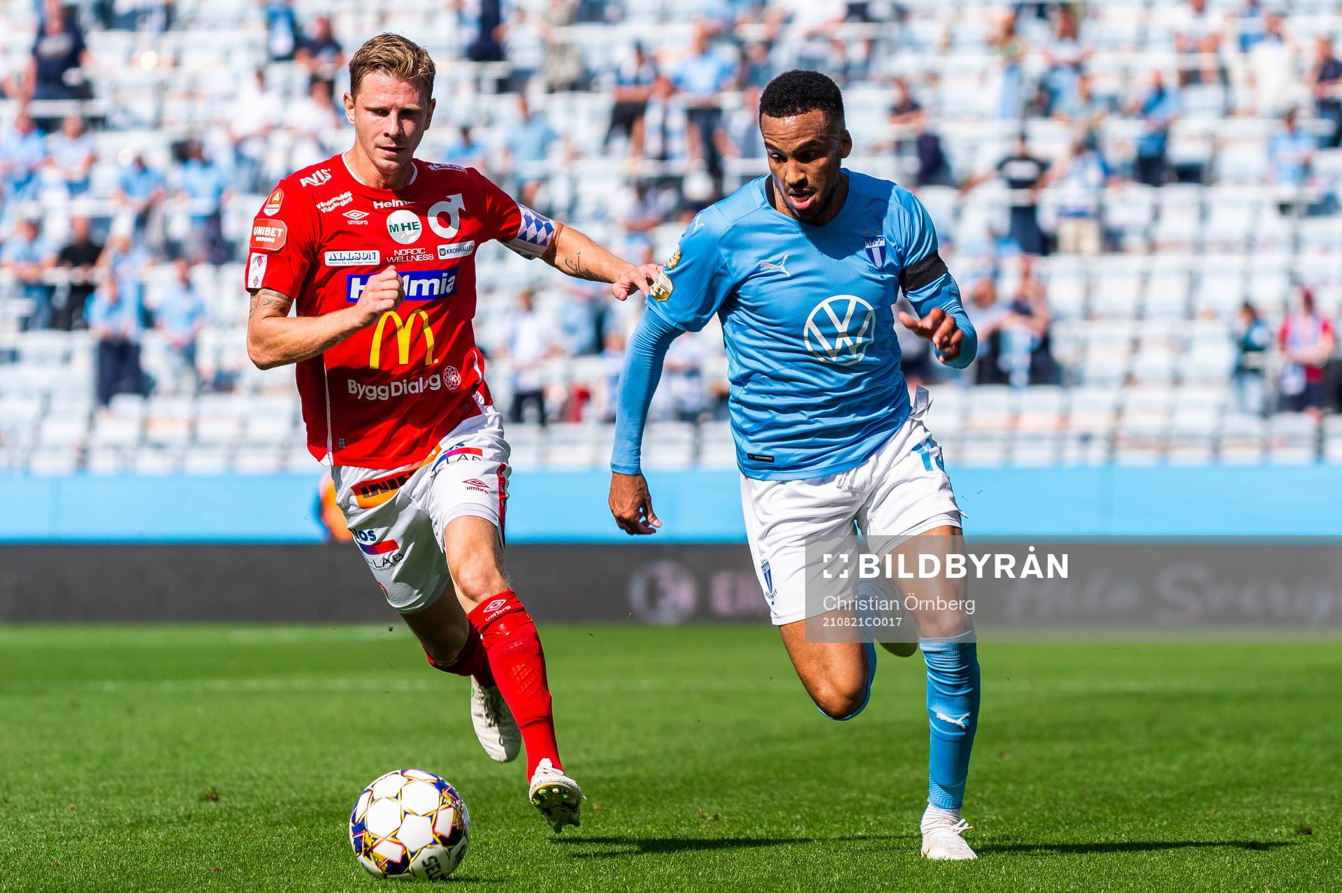 Degerfors Johan Bertilsson och Malmö FFs Martin Olsson