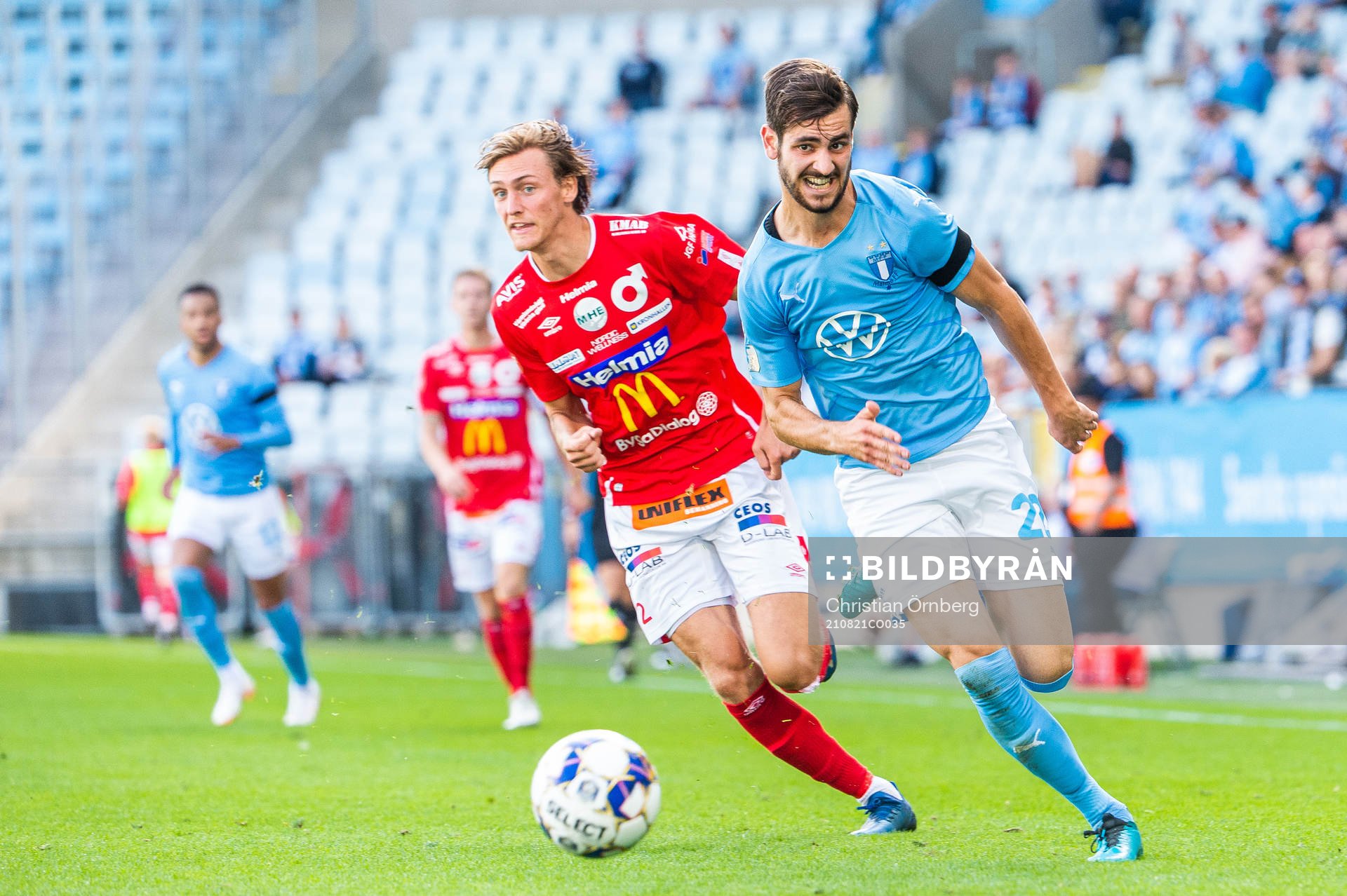 Degerfors Gustav Granath och Malmö FFs Adi Nalic