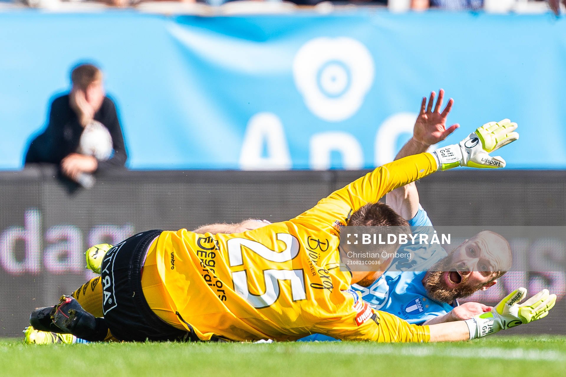 Degerfors Jeffrey Gal och Malmö FFs Jo Inge Berget