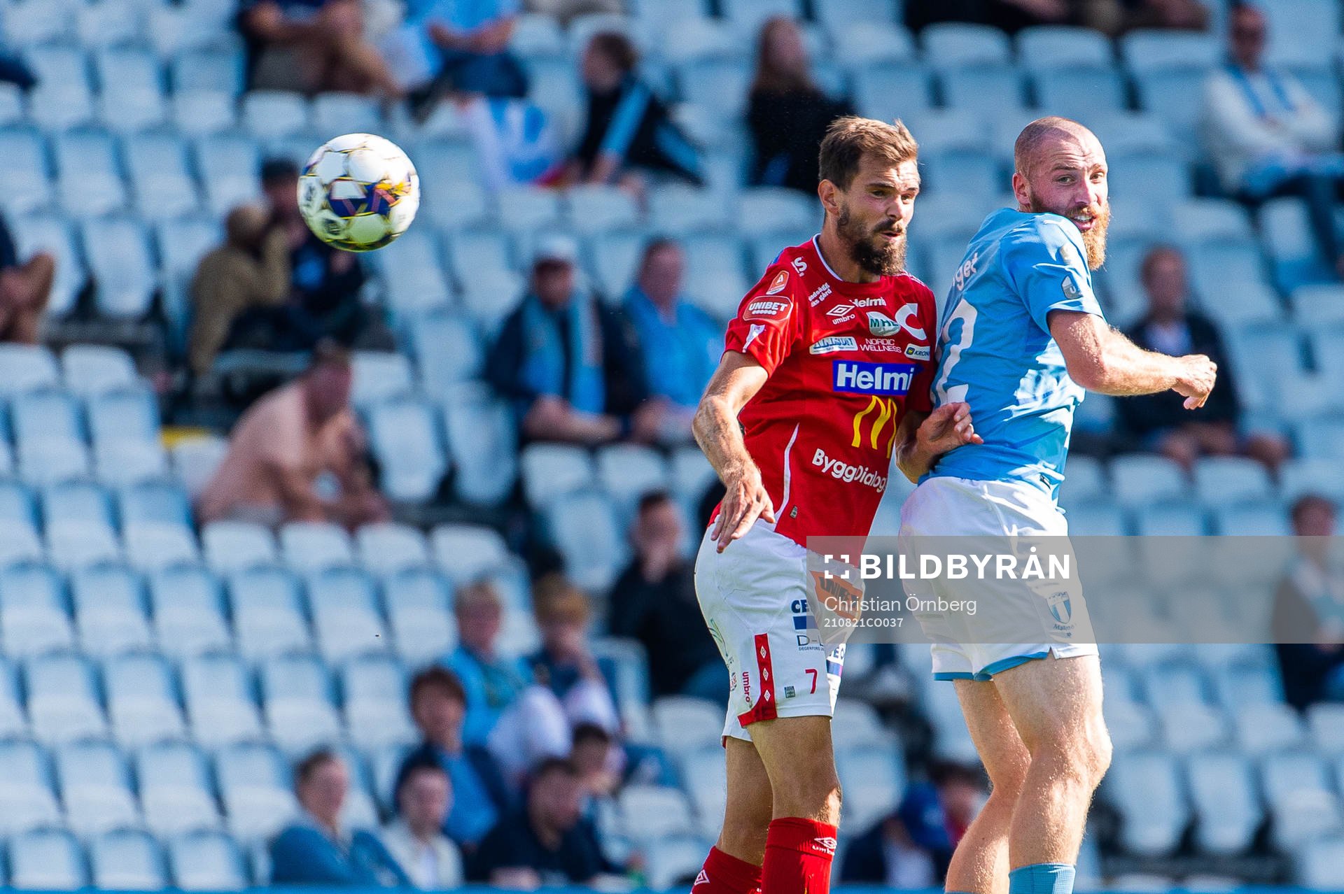 Degerfors Sebastian Olsson och Malmö FFs Jo Inge Berget