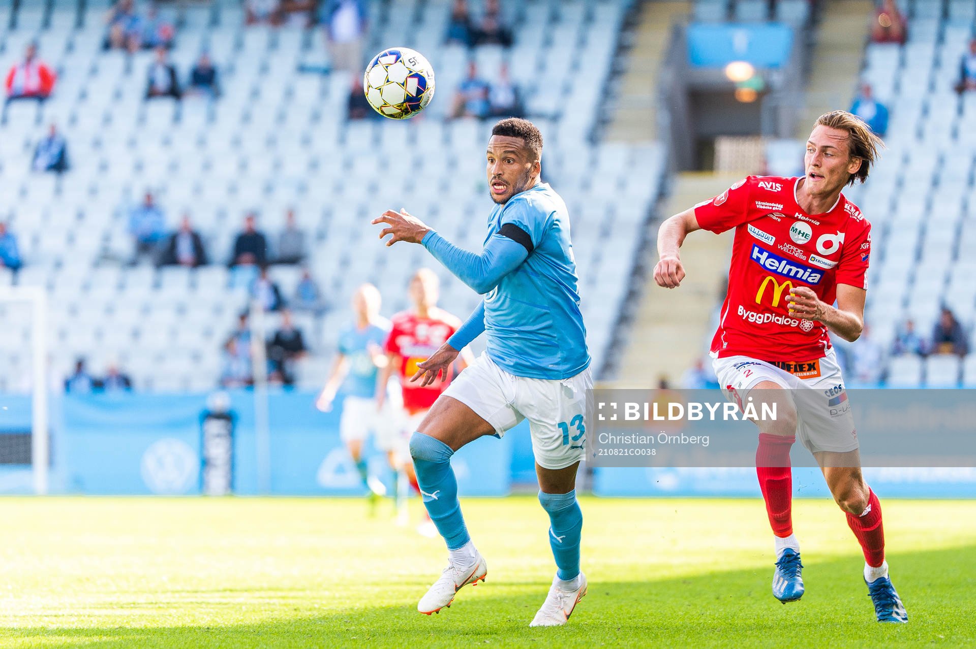 Malmö FFs Martin Olsson och Degerfors Gustav Granath