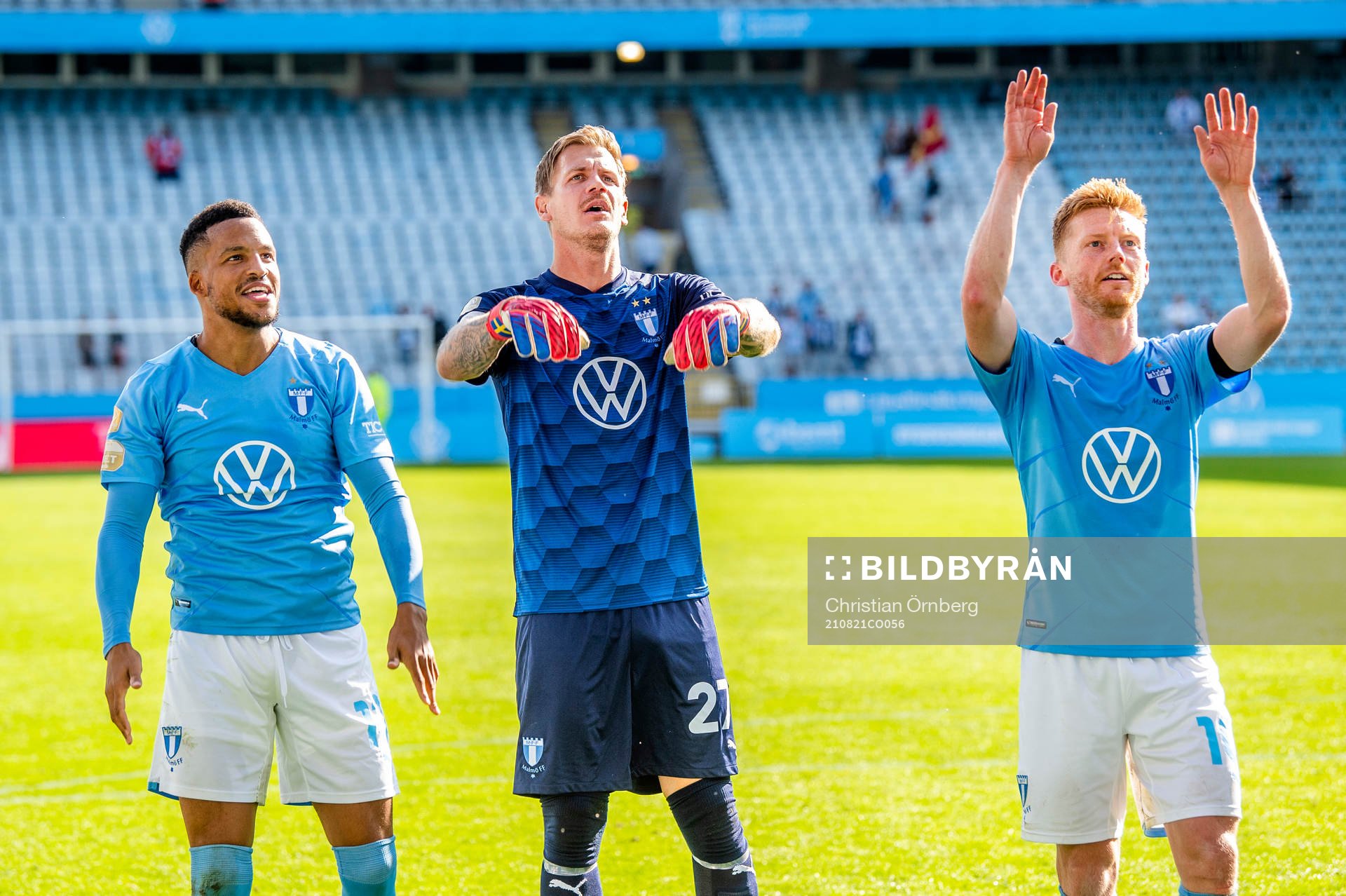 Malmö FFs Martin Olsson, målvakt Johan Dahlin och Anders