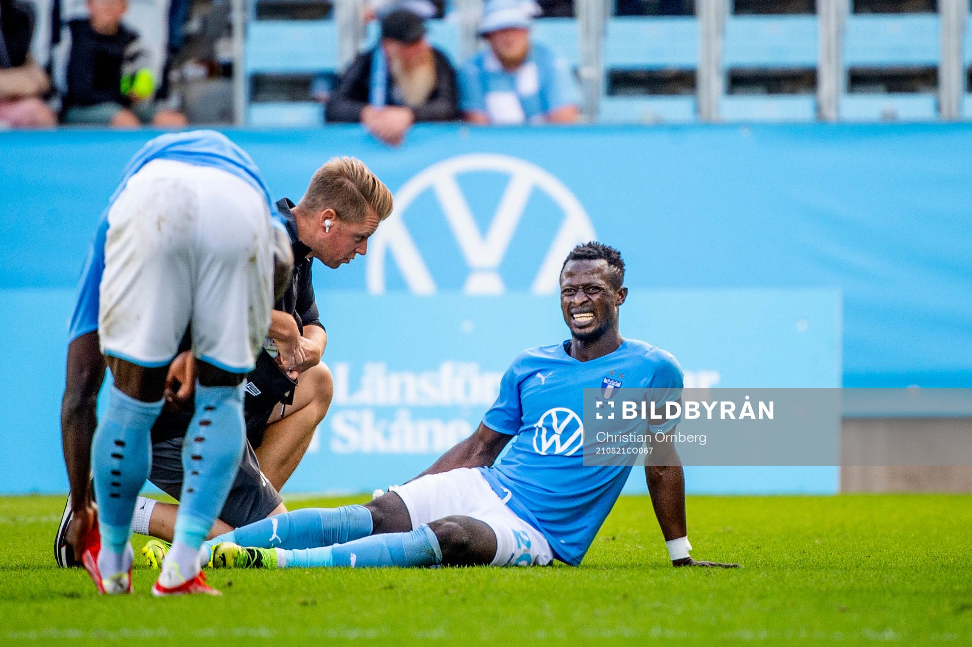 Malmö FFs Bonke Innocent grinar illa