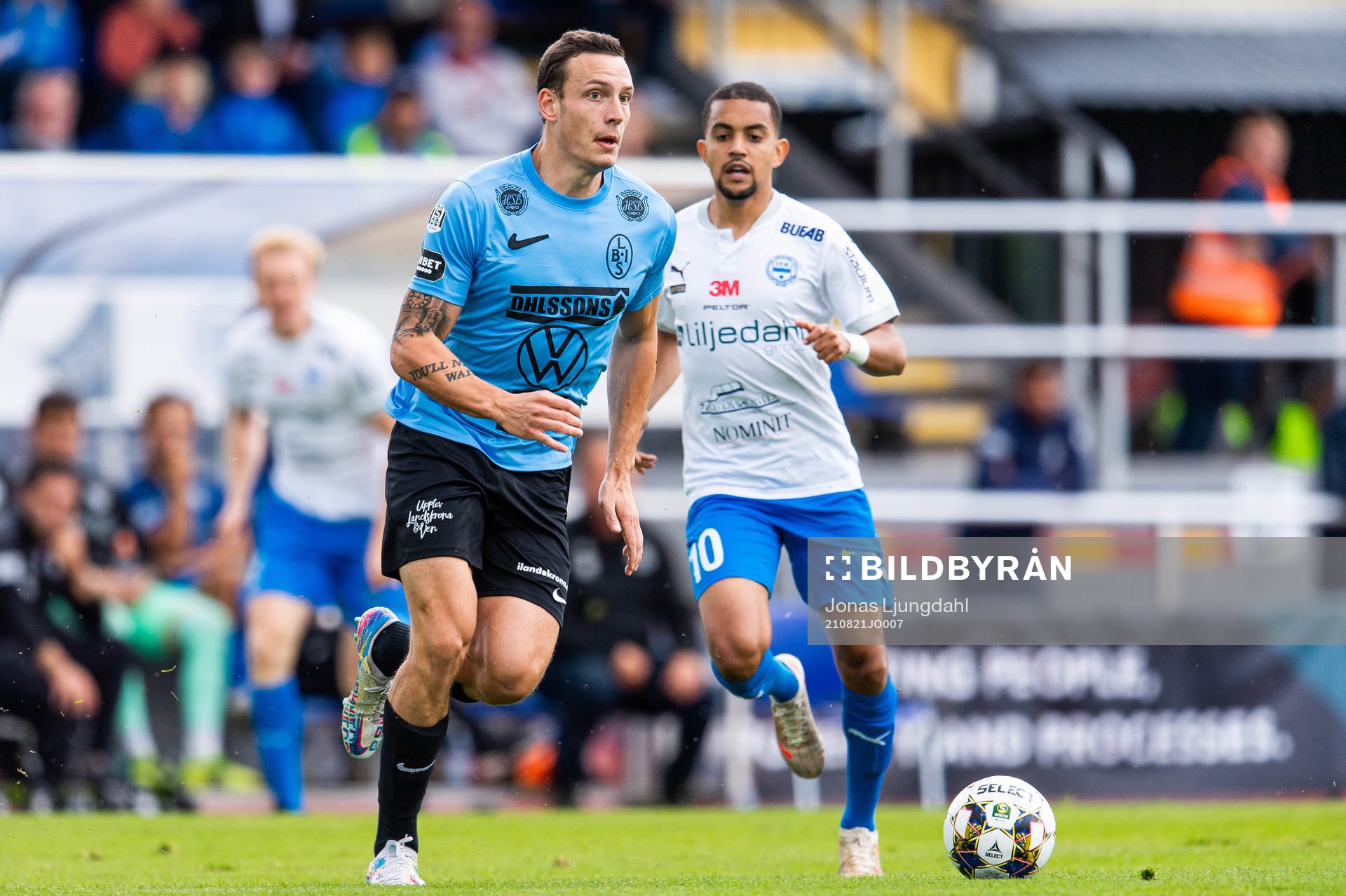 Landskronas Viktor Ekblom och Värnamos Erick Brendon