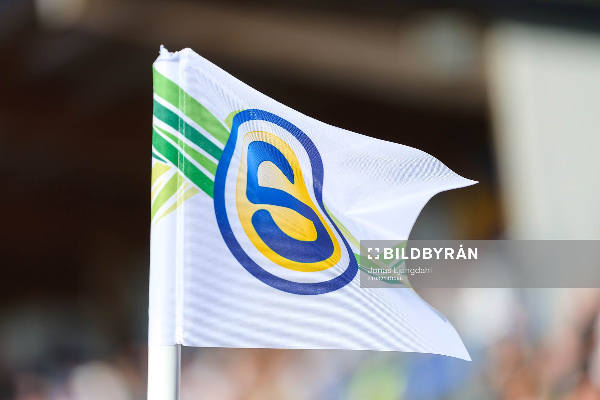 Hörnflagga med Superettan logo