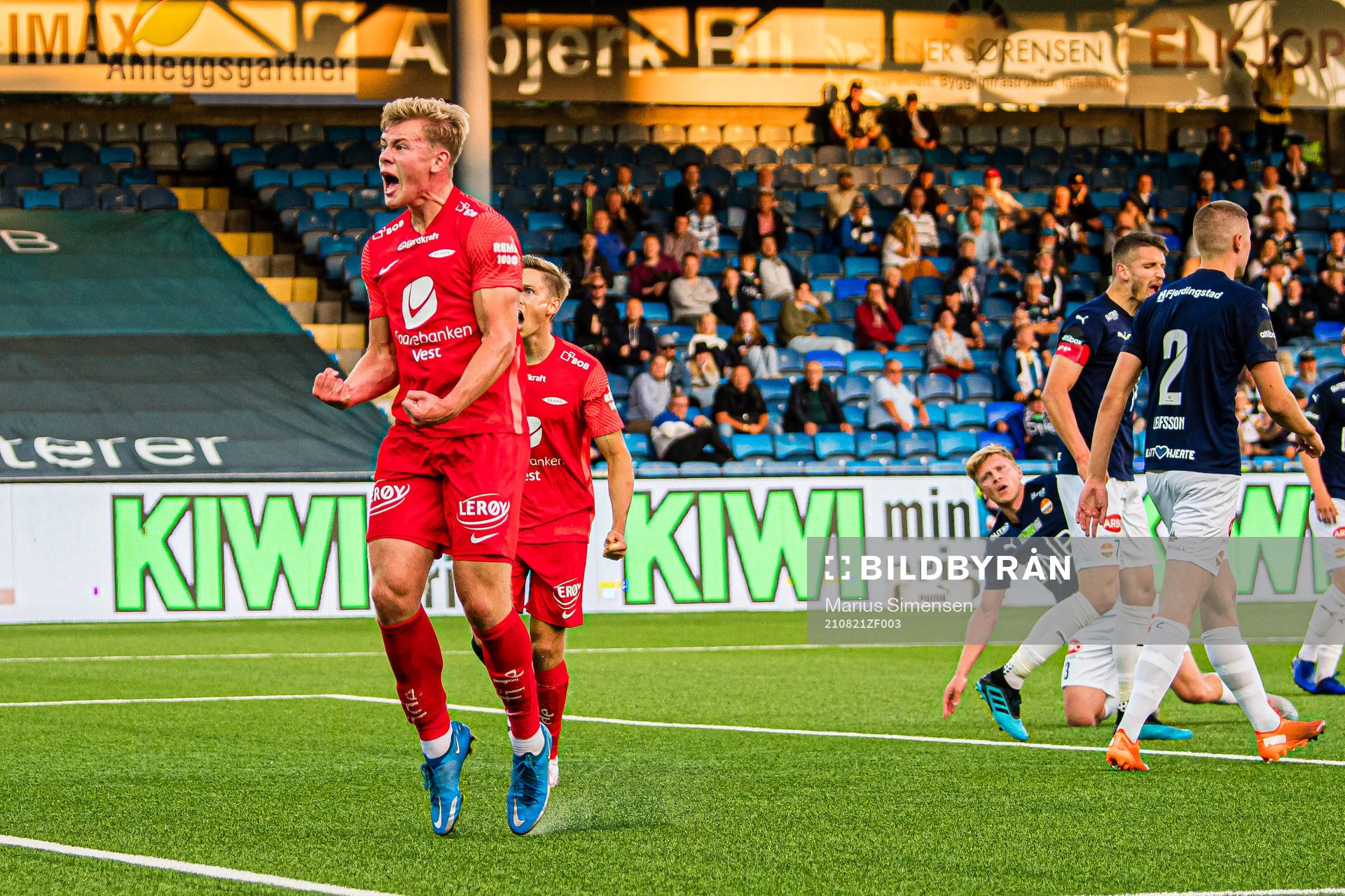 Aune Selland Heggebø of Brann celebrates